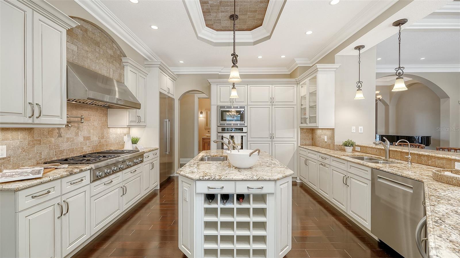 A4683382 Property Photo