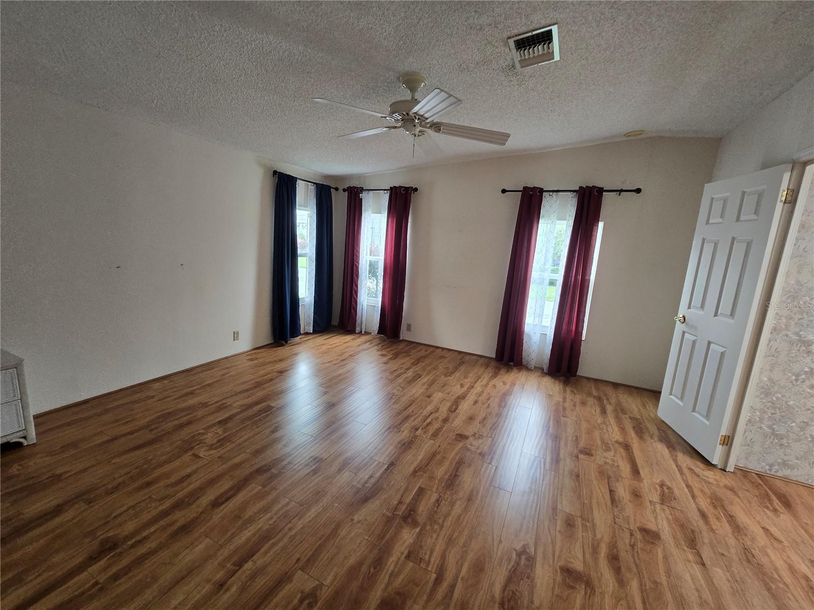 131 VICTORIA DR, HAINES CITY, FL, 33844