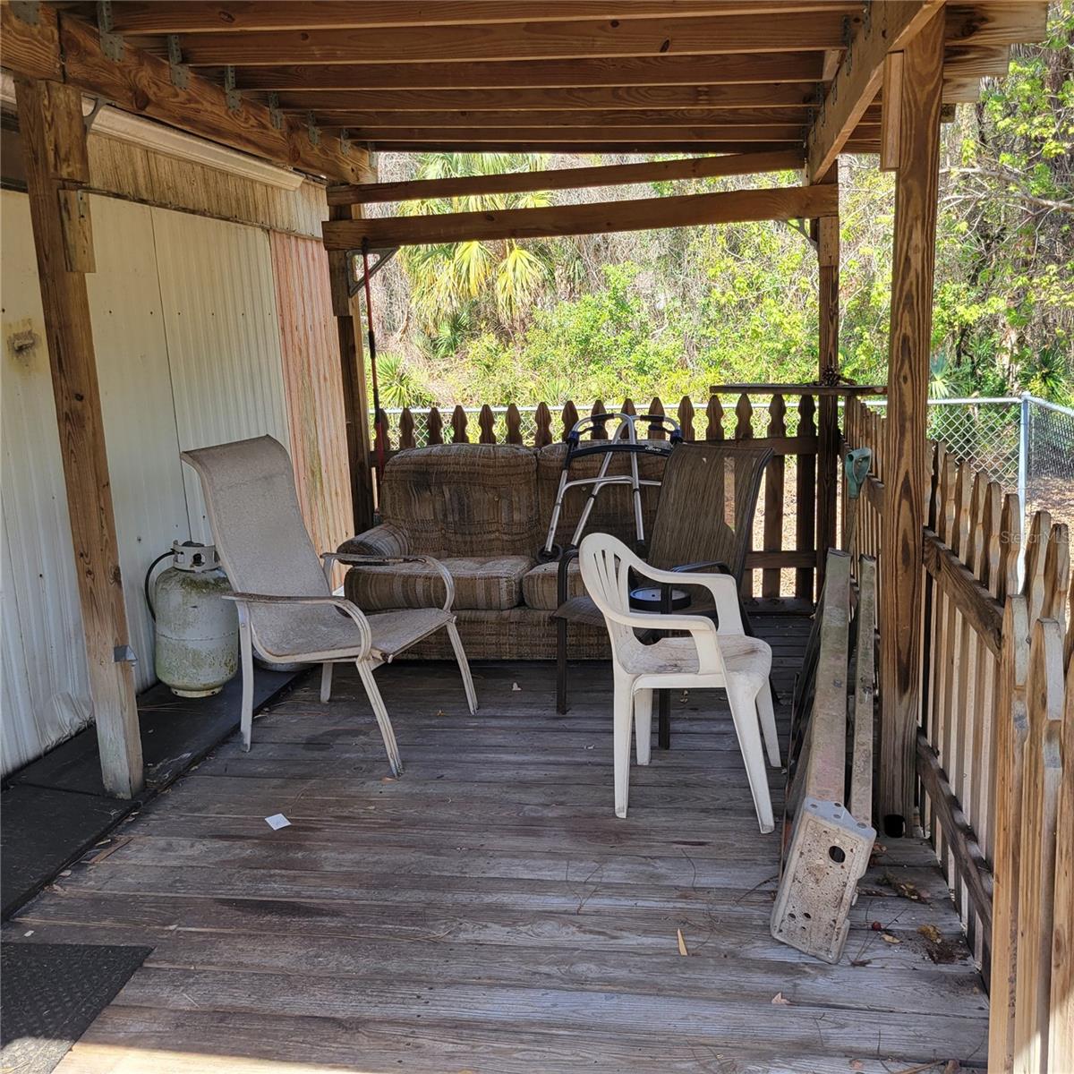 W7883231 Property Photo