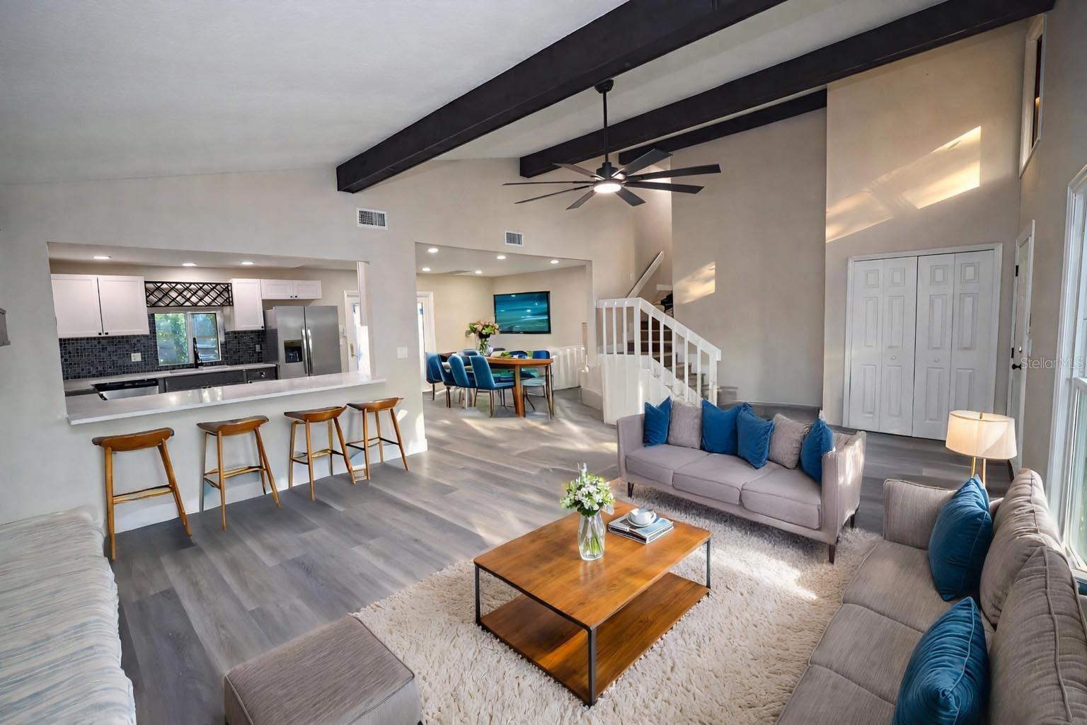 5667 CREEKWOOD DR, SARASOTA, FL, 34233