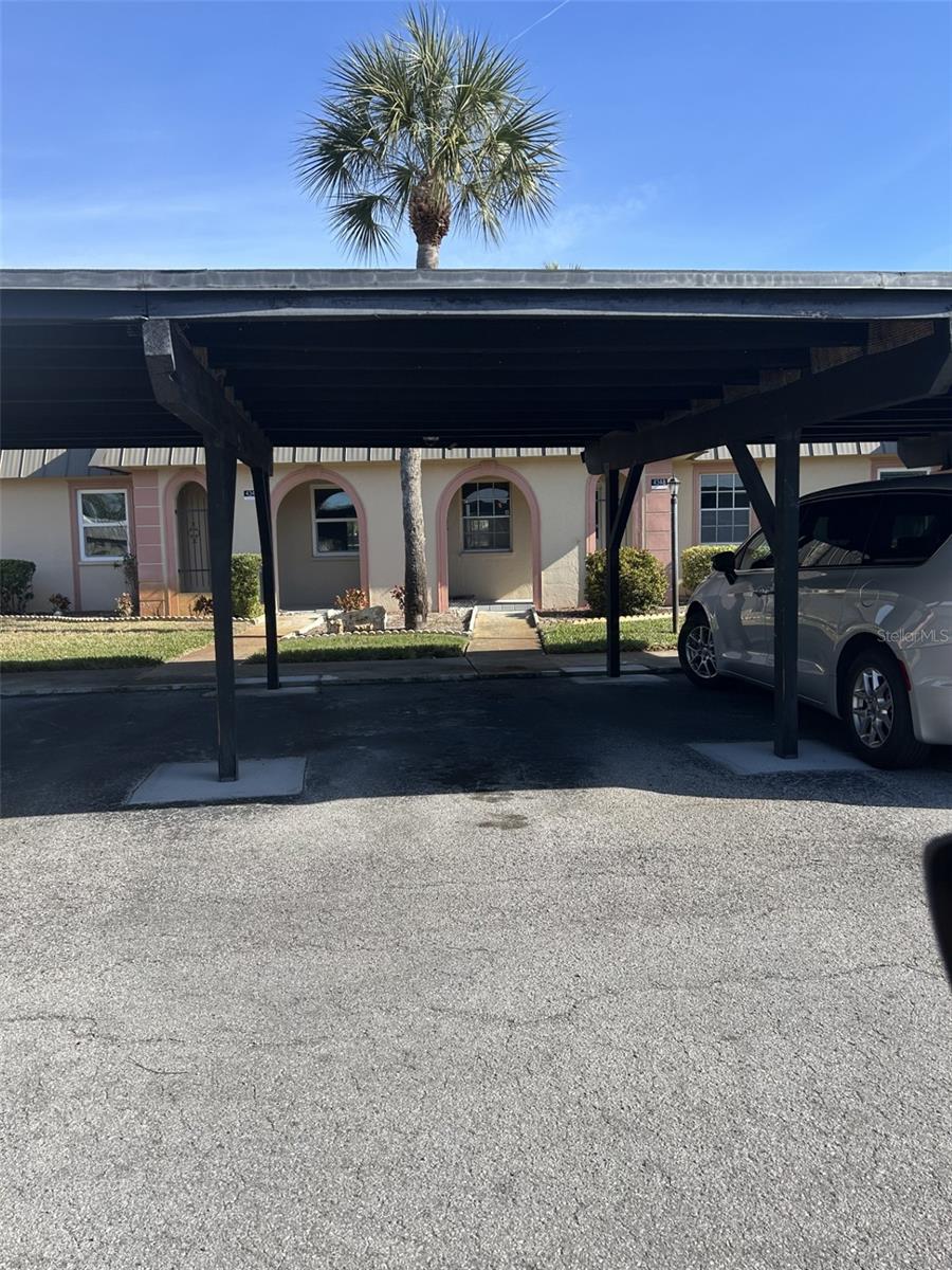 TB8478744 Property Photo