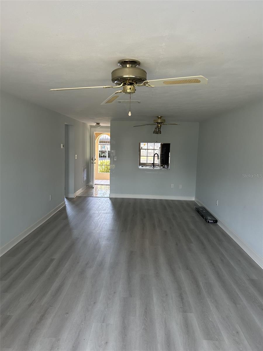 TB8478744 Property Photo