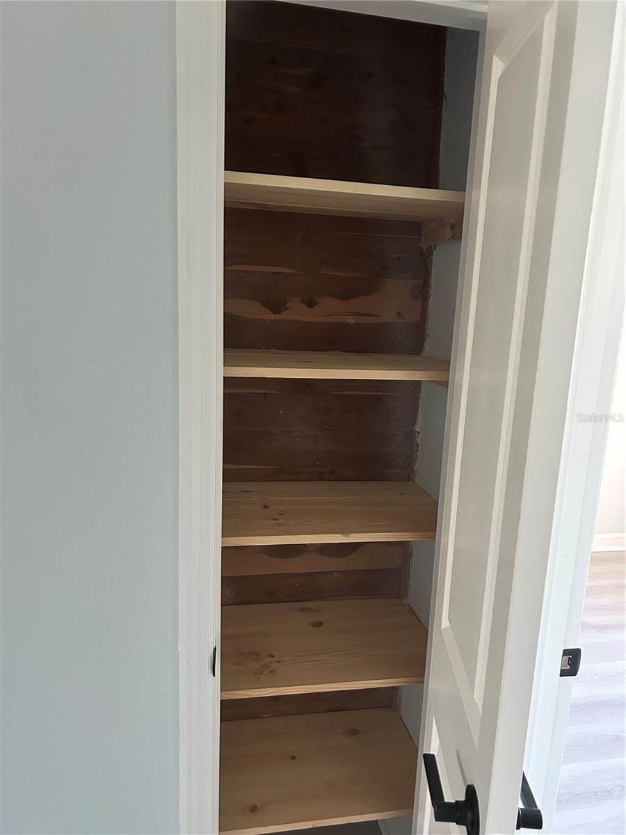 TB8478744 Property Photo