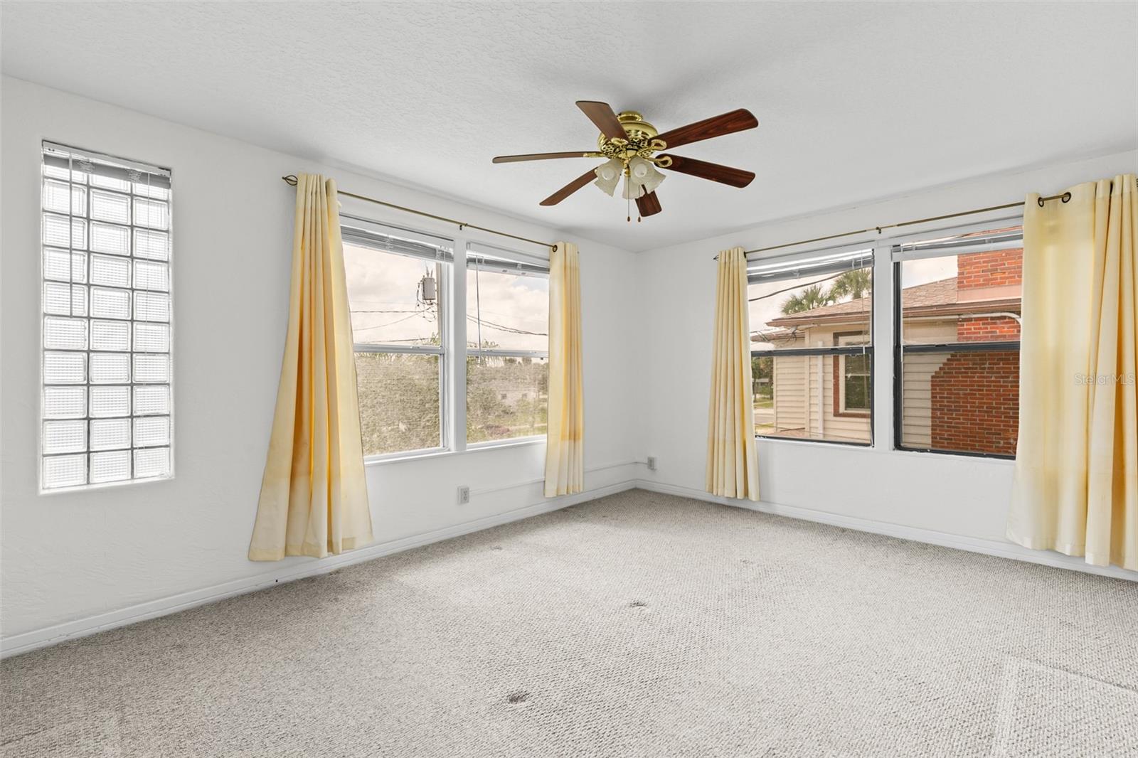 517 REVILO BLVD, DAYTONA BEACH, FL, 32118