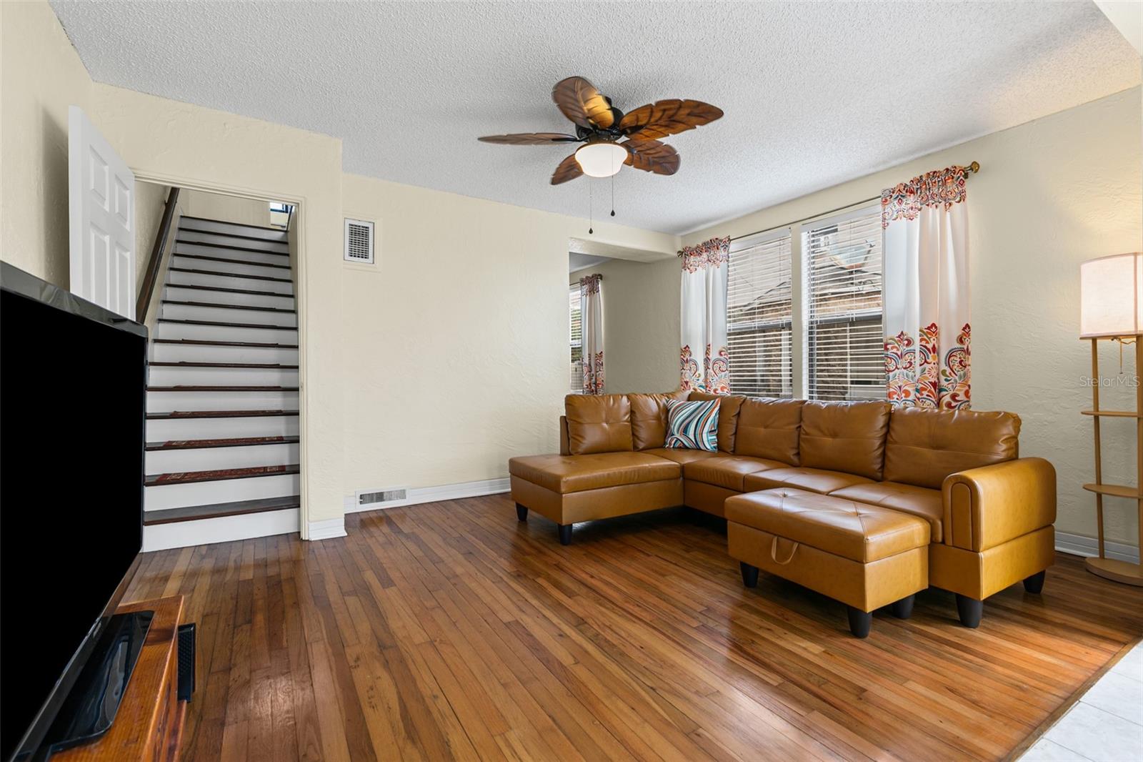 517 REVILO BLVD, DAYTONA BEACH, FL, 32118