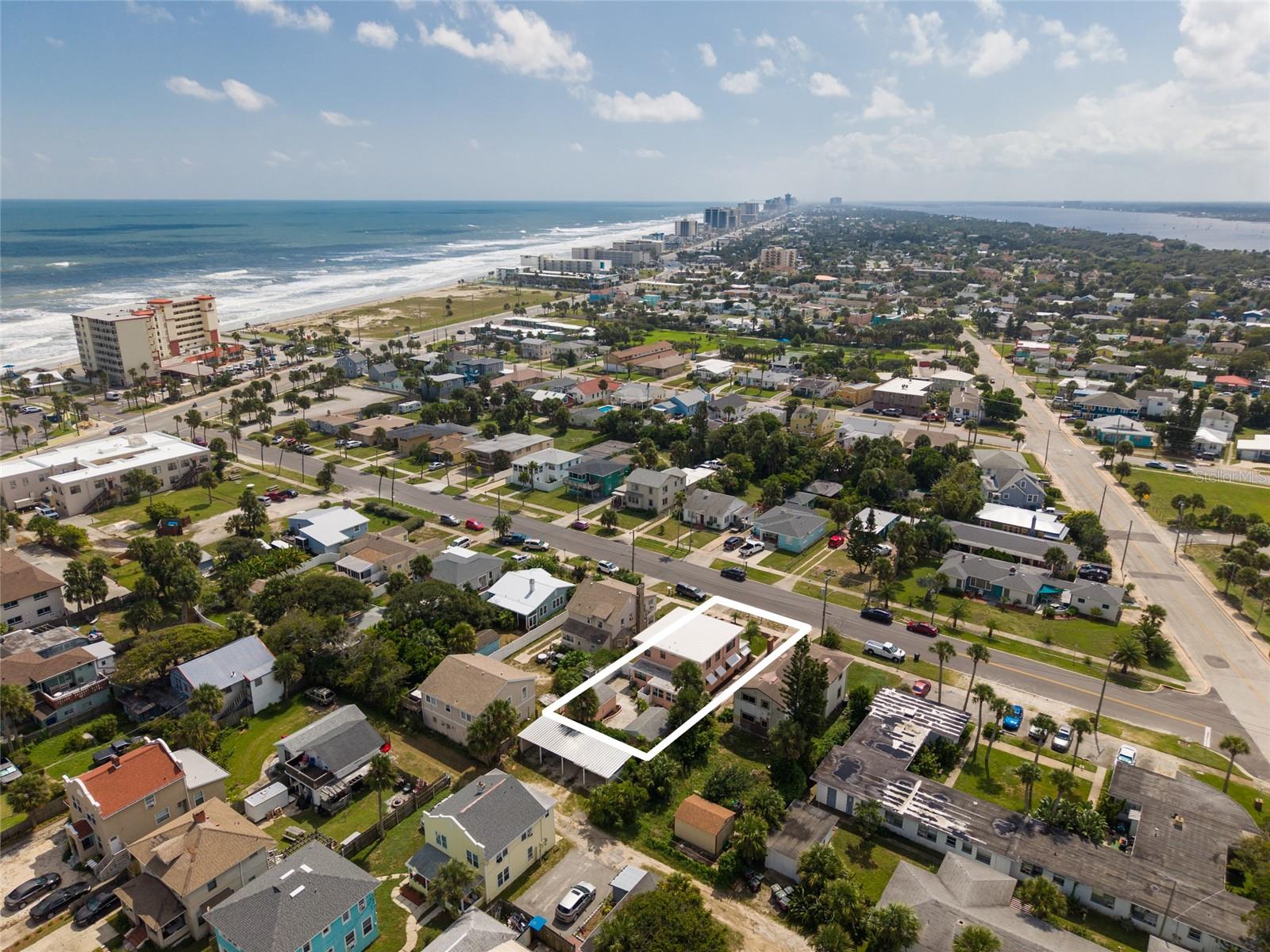 517 REVILO BLVD, DAYTONA BEACH, FL, 32118