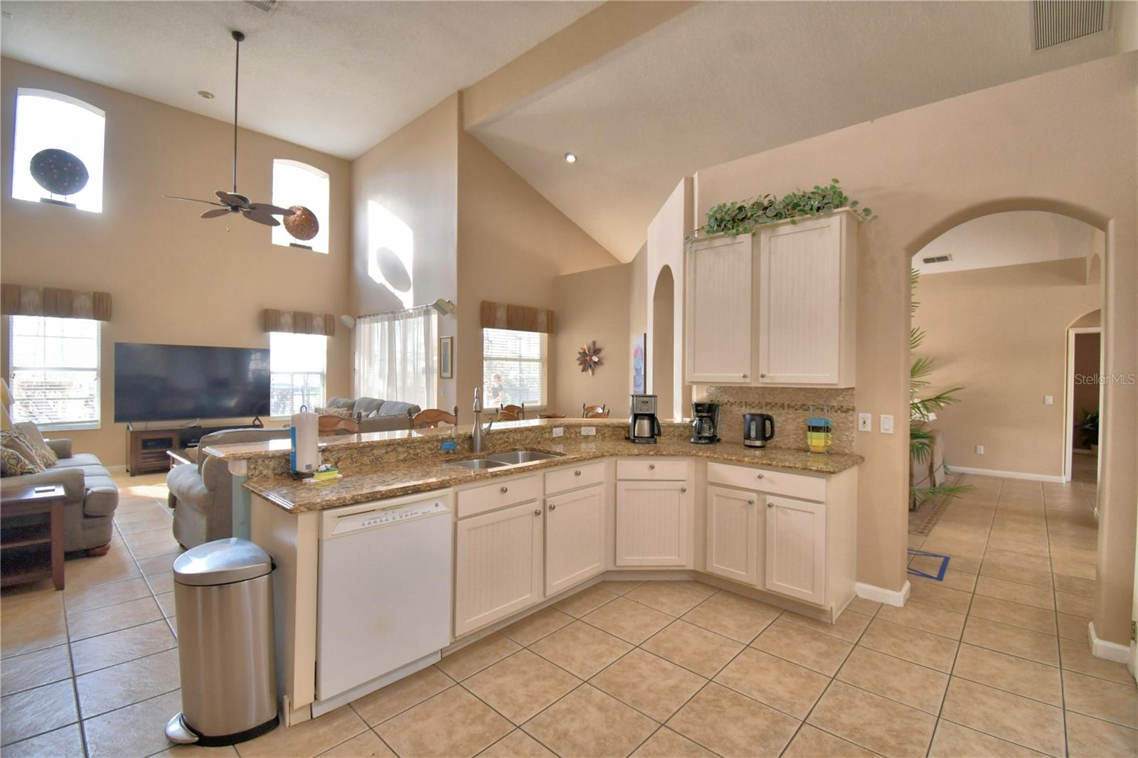 609 N HAMPTON DR, DAVENPORT, FL, 33897