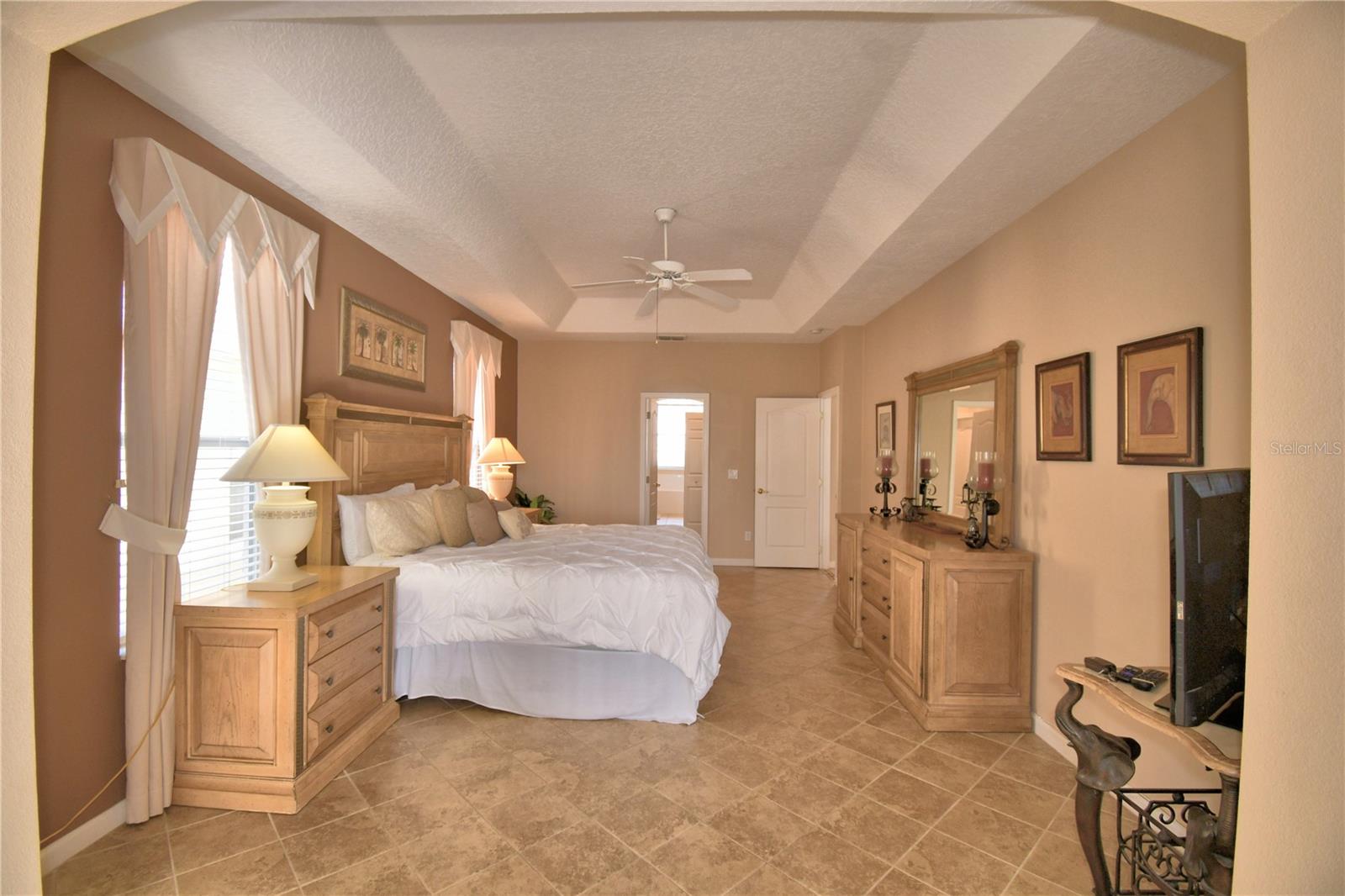 609 N HAMPTON DR, DAVENPORT, FL, 33897