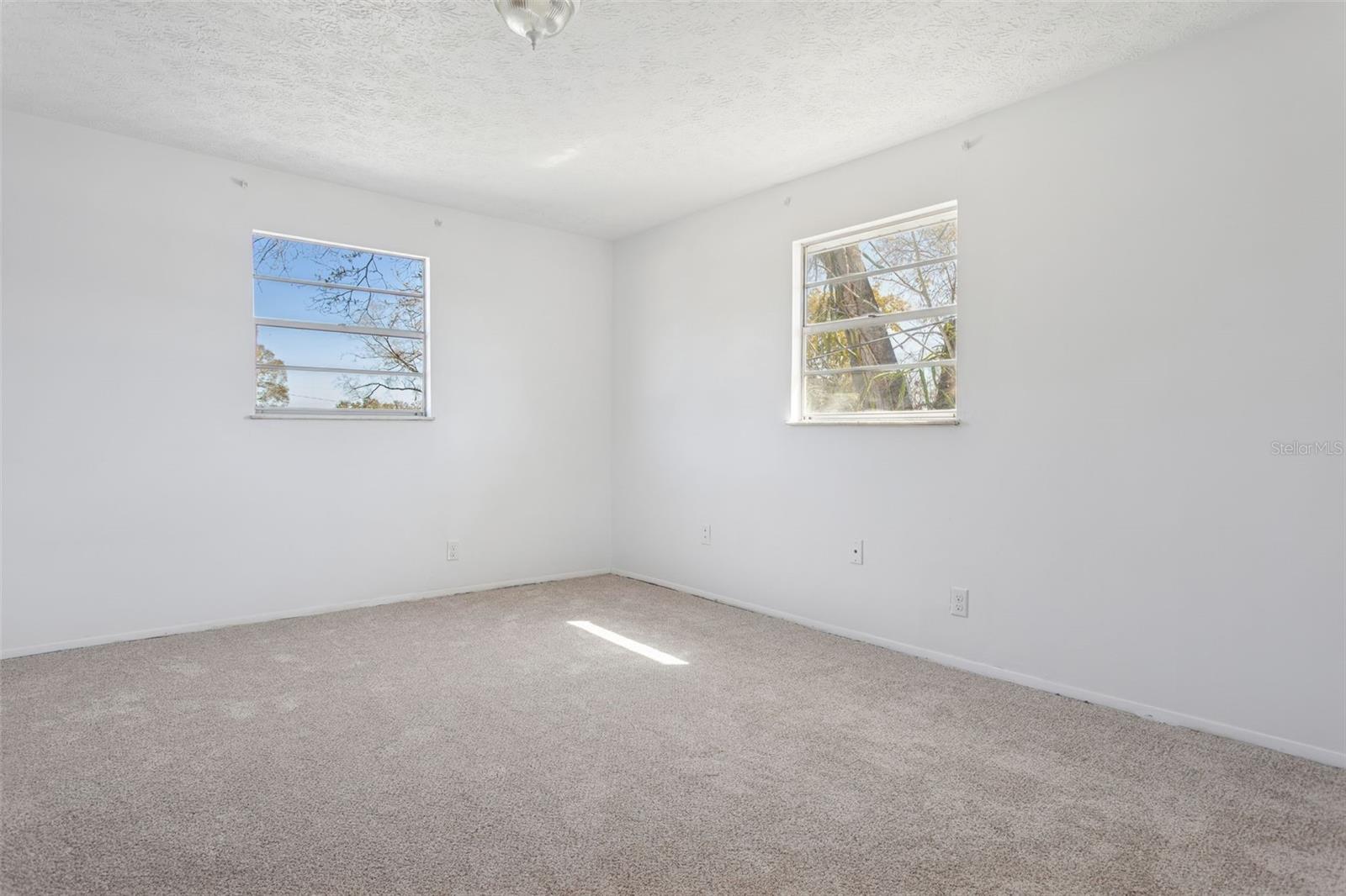 8105 ALPINE AVE, TAMPA, FL, 33619