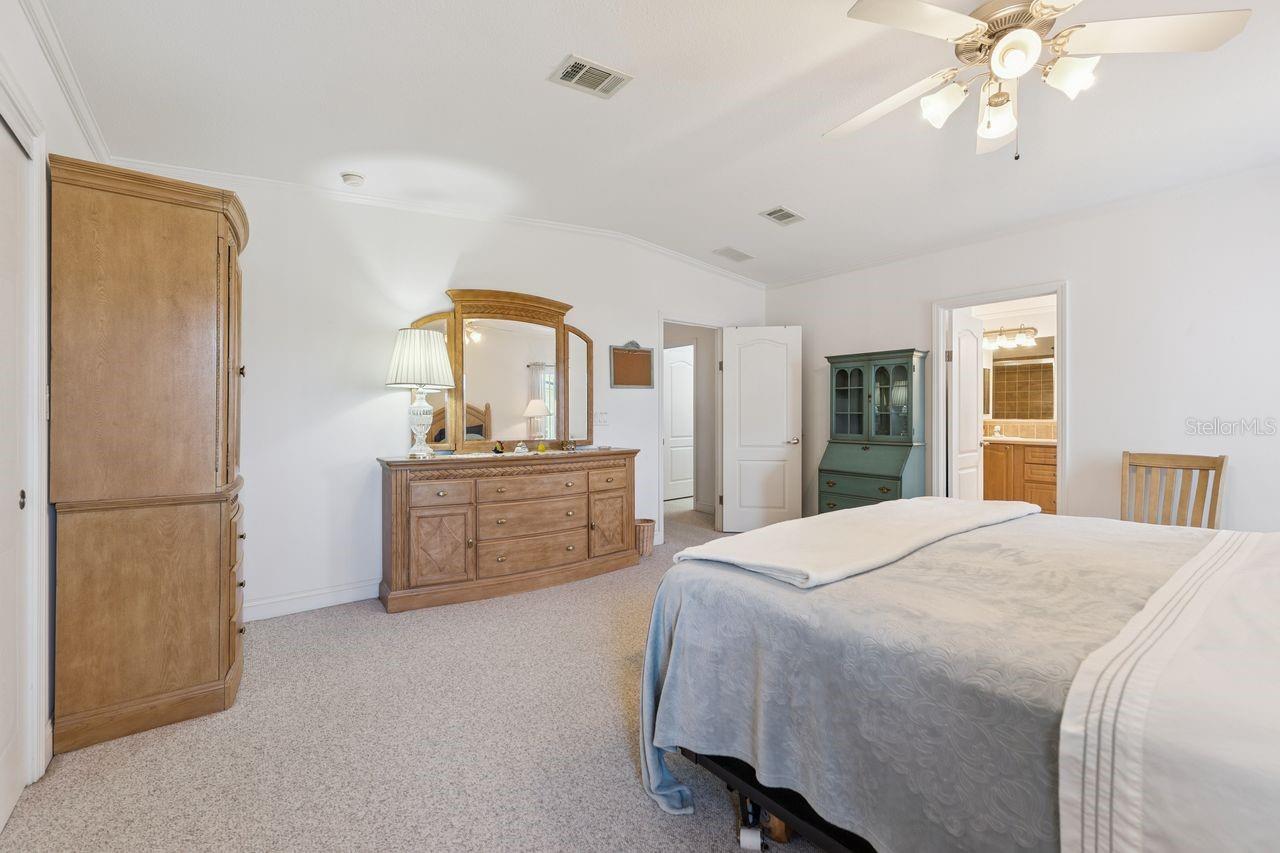 6636 WESTCHESTER DR NE, WINTER HAVEN, FL, 33881