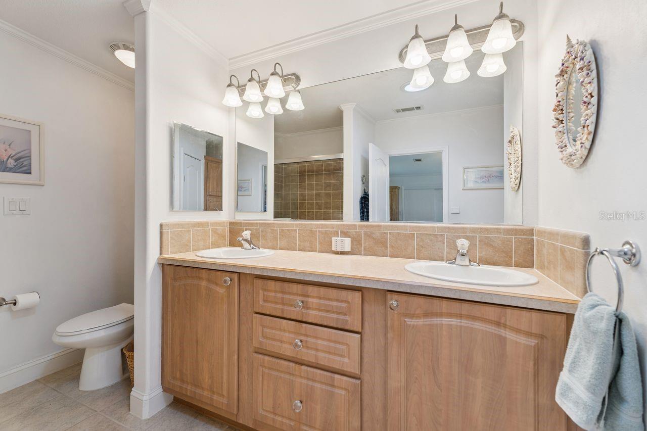 6636 WESTCHESTER DR NE, WINTER HAVEN, FL, 33881