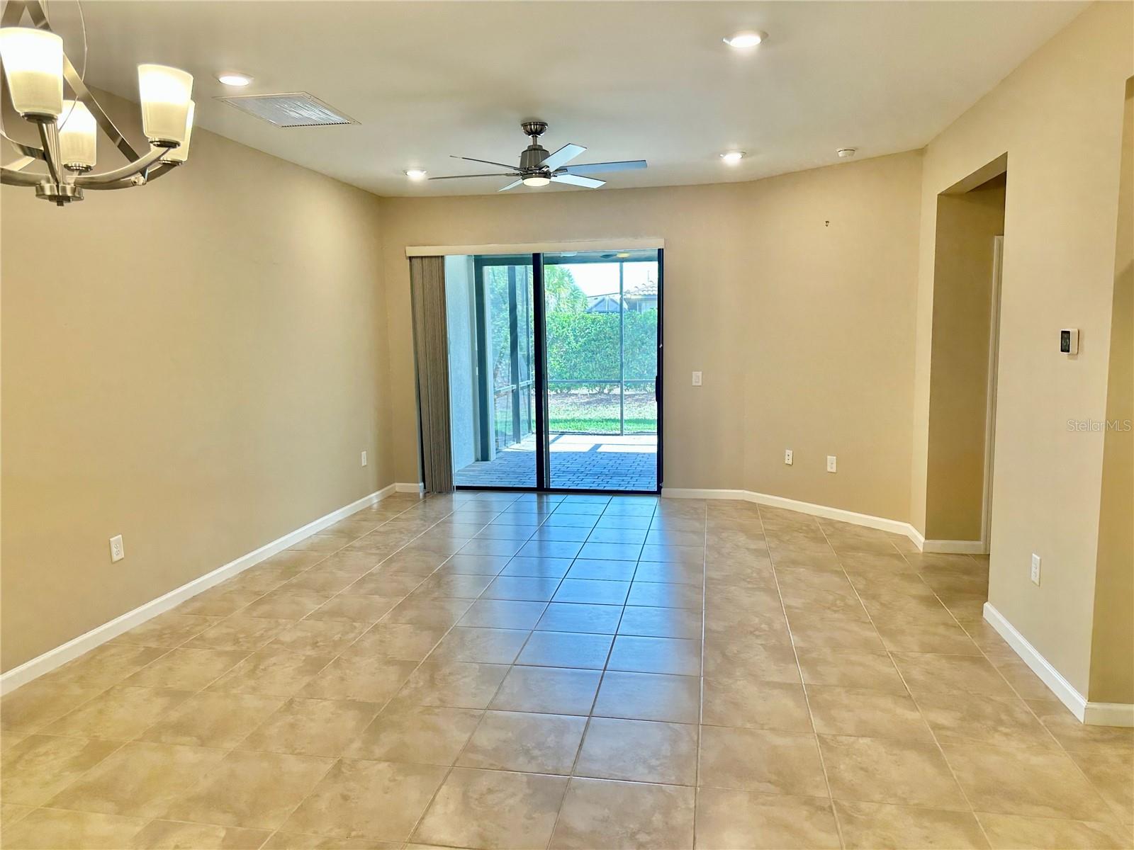 17631 CAMDEN DR, BRADENTON, FL, 34202