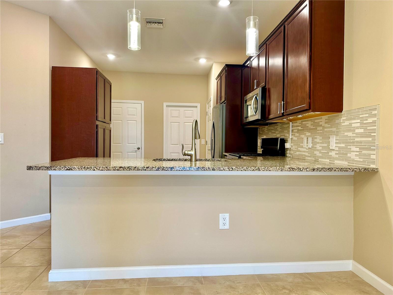 17631 CAMDEN DR, BRADENTON, FL, 34202