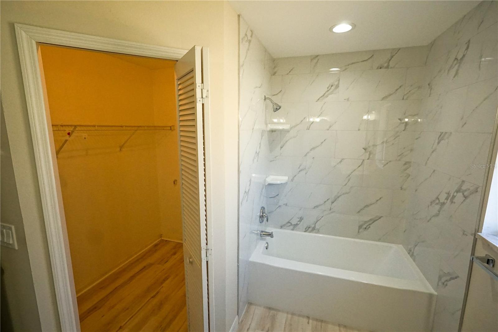 9730 LINGWOOD TRL, ORLANDO, FL, 32817
