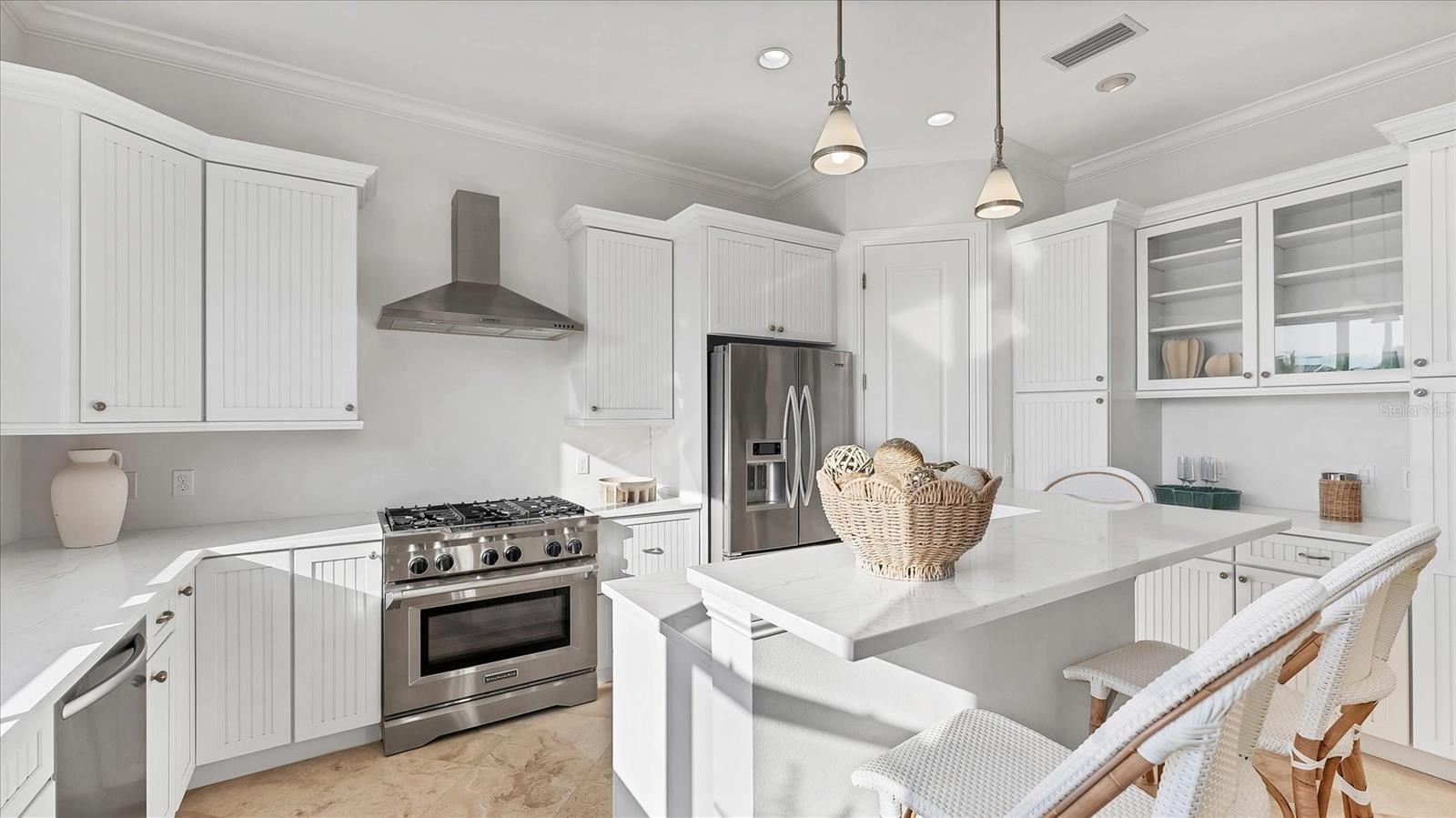 A4683541 Property Photo