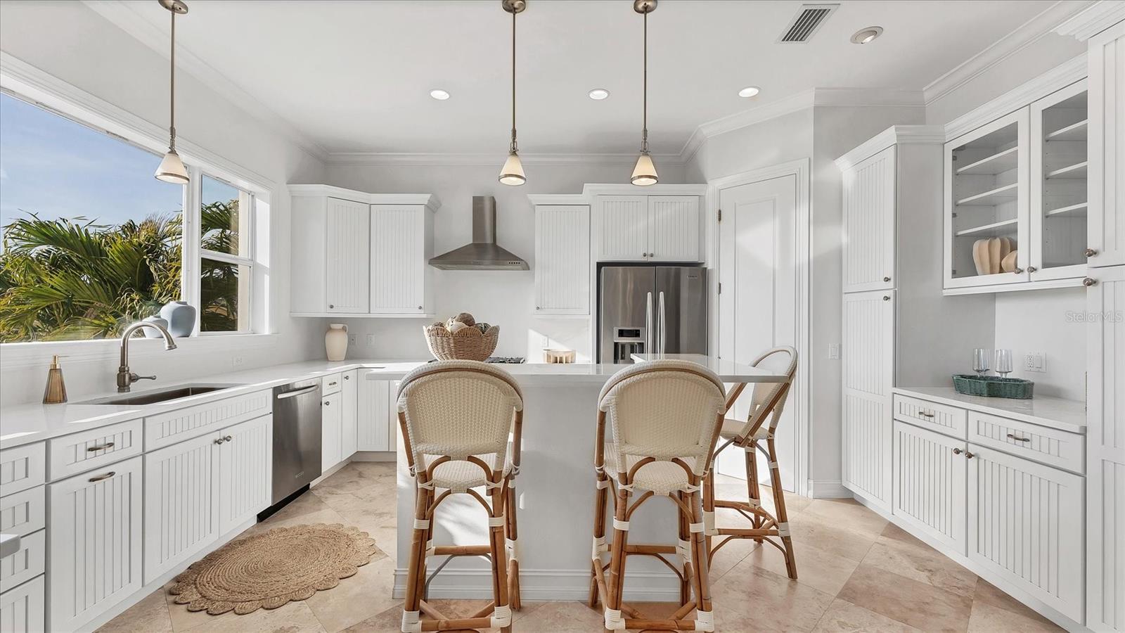 A4683541 Property Photo