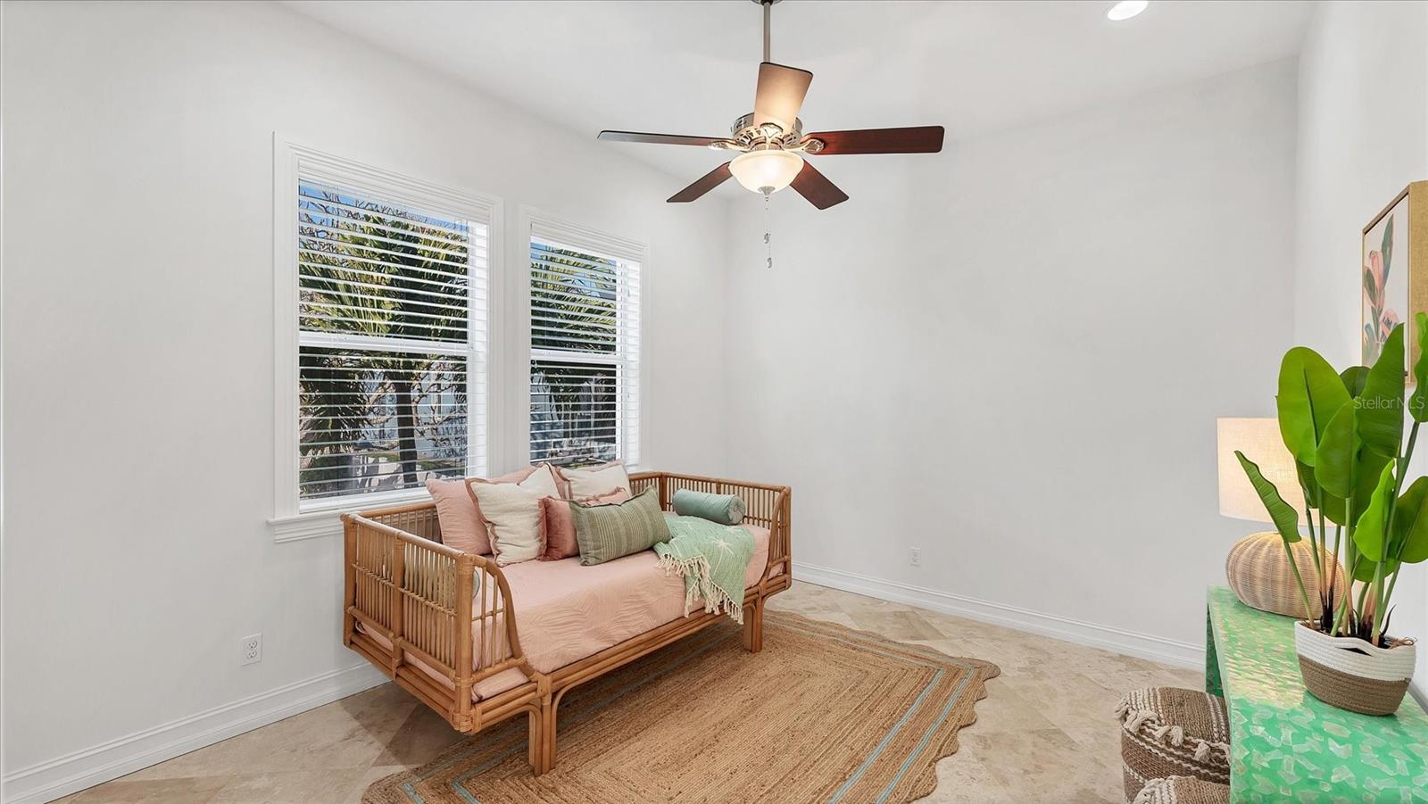 A4683541 Property Photo