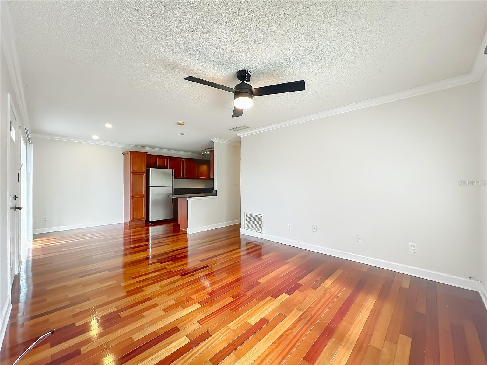 4864 CONWAY RD #120, ORLANDO, FL, 32812