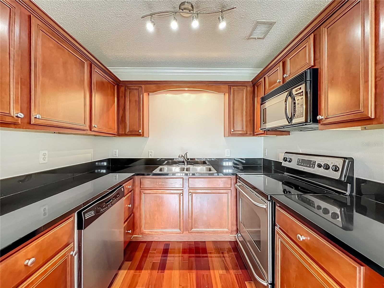 4864 CONWAY RD #120, ORLANDO, FL, 32812