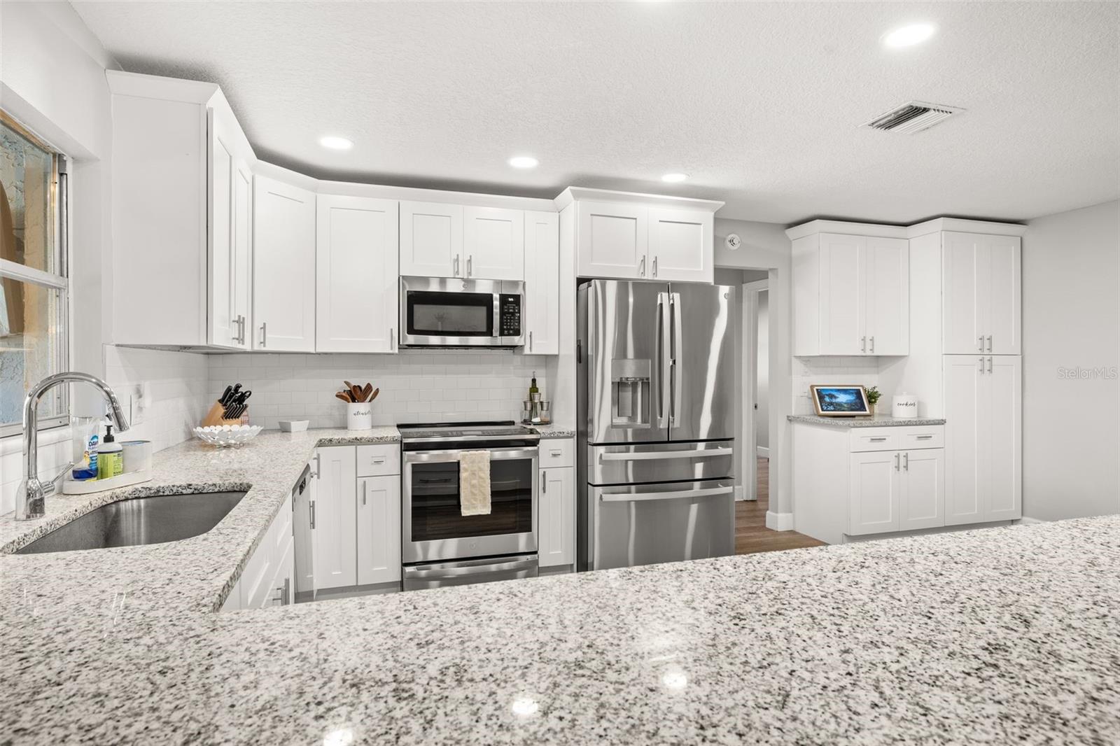 255 E HORNBEAM DR, LONGWOOD, FL, 32779