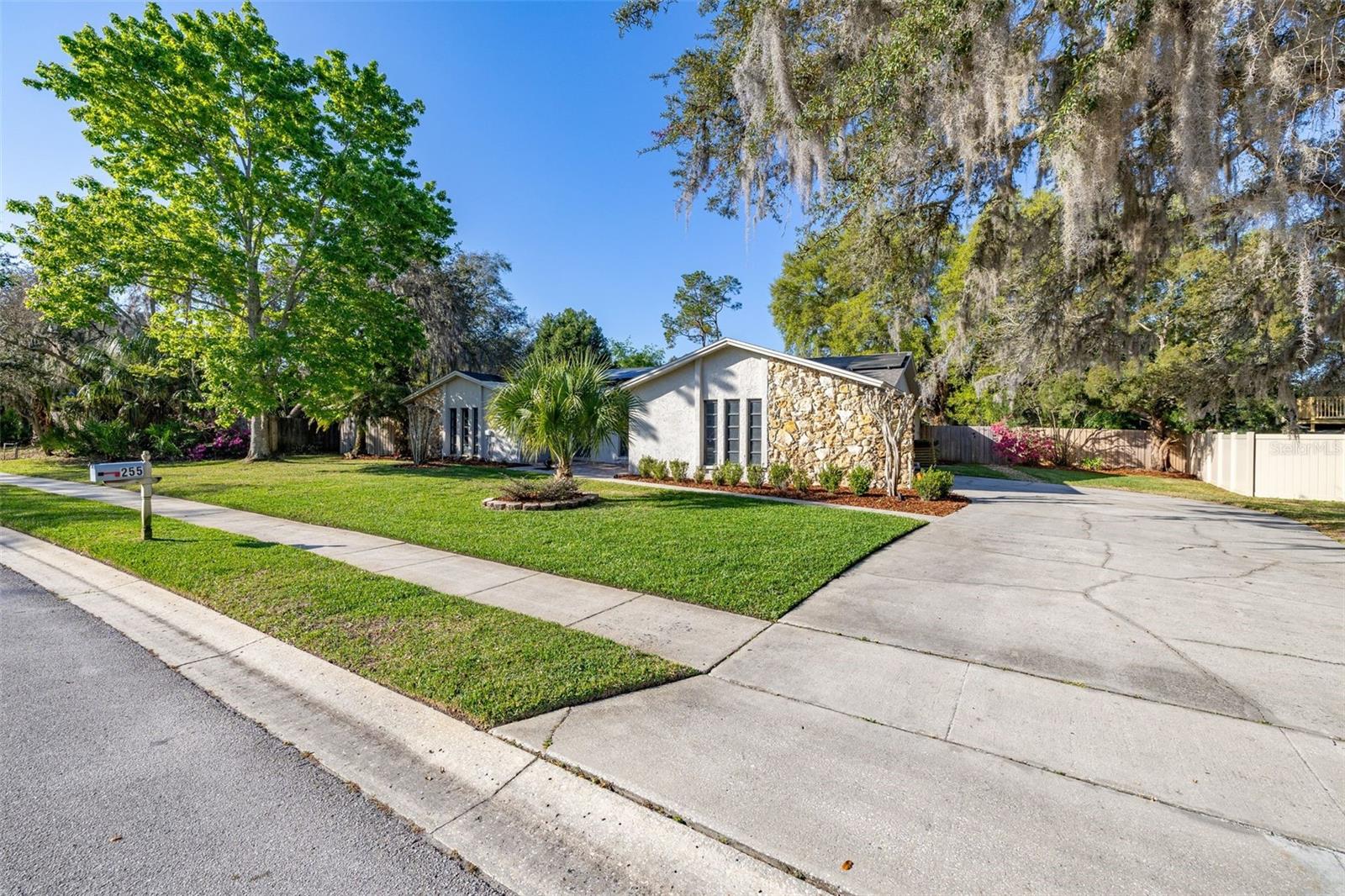255 E HORNBEAM DR, LONGWOOD, FL, 32779