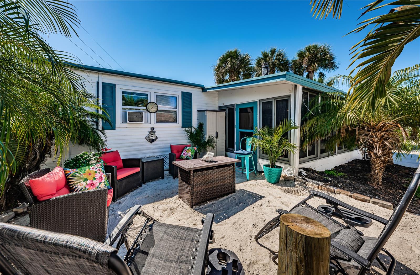 TB8479263 Property Photo