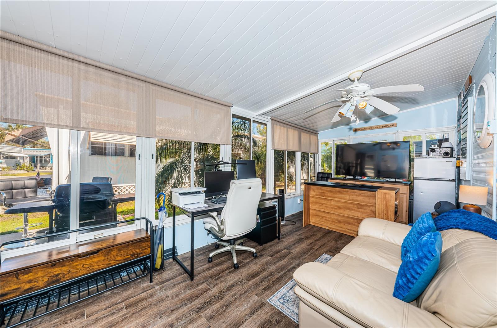 TB8479263 Property Photo