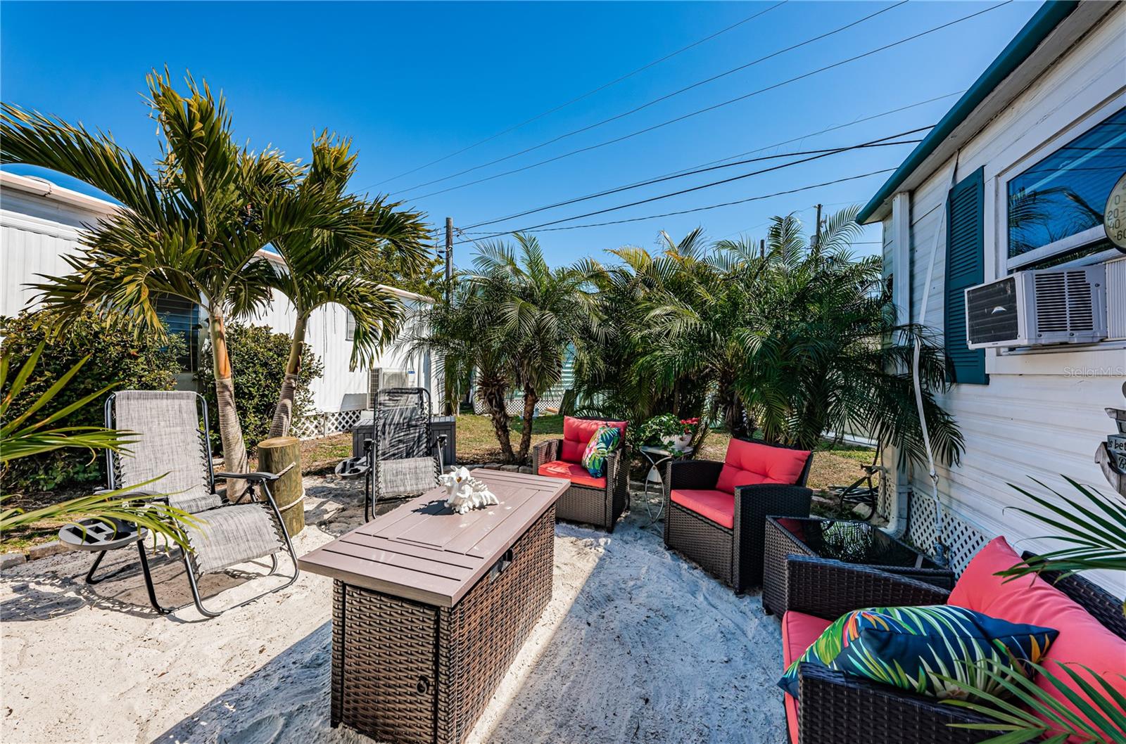 TB8479263 Property Photo