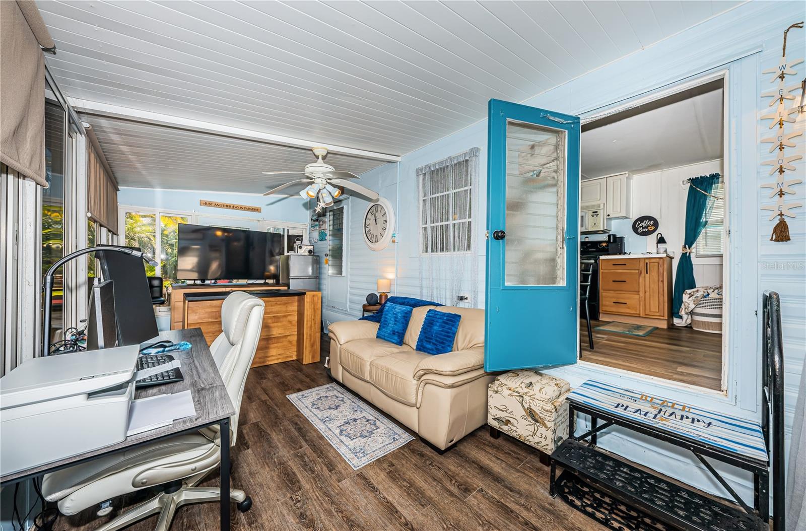 TB8479263 Property Photo