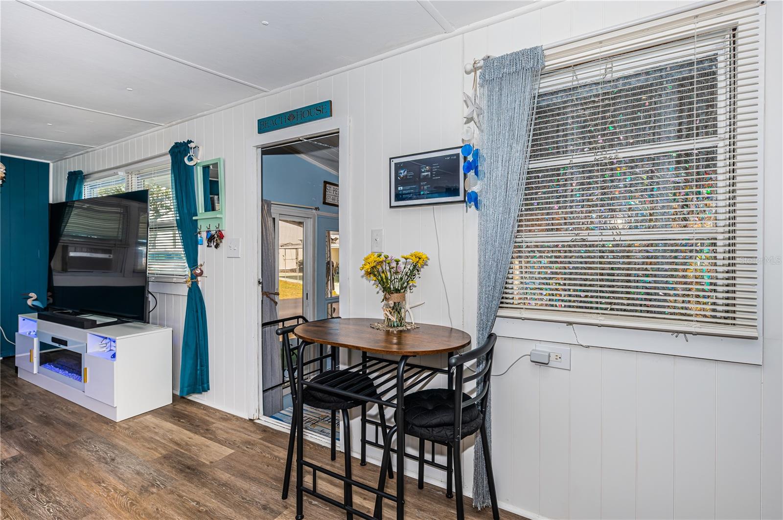 TB8479263 Property Photo