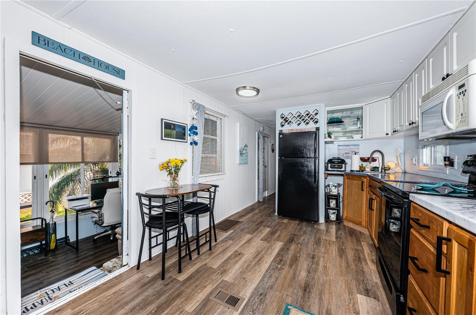 TB8479263 Property Photo