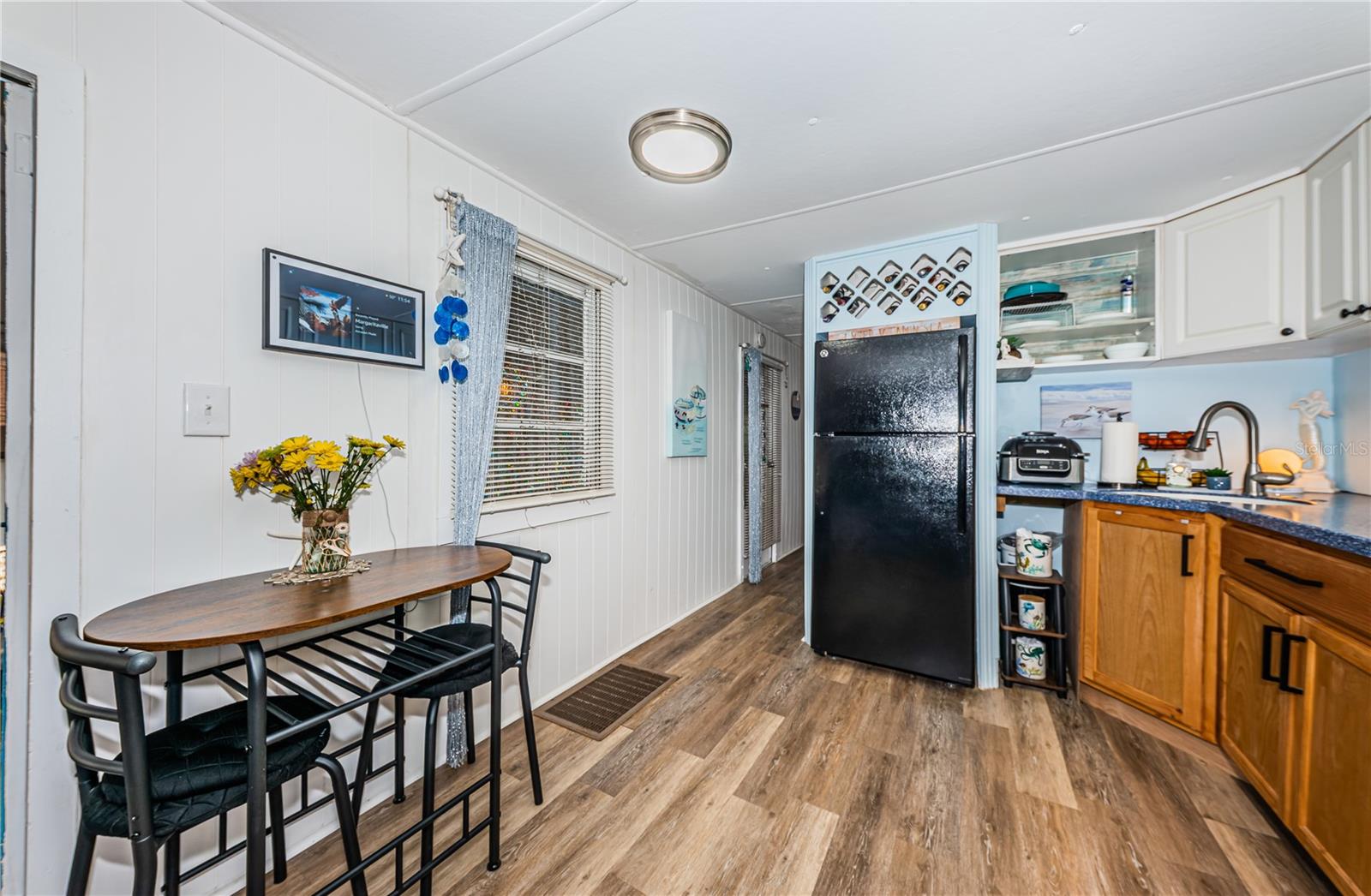 TB8479263 Property Photo