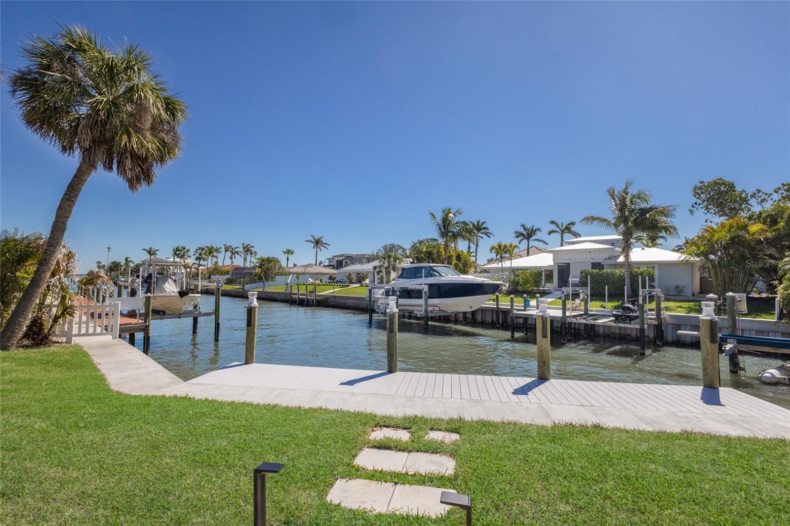 500 HALYARD LN, LONGBOAT KEY, FL, 34228
