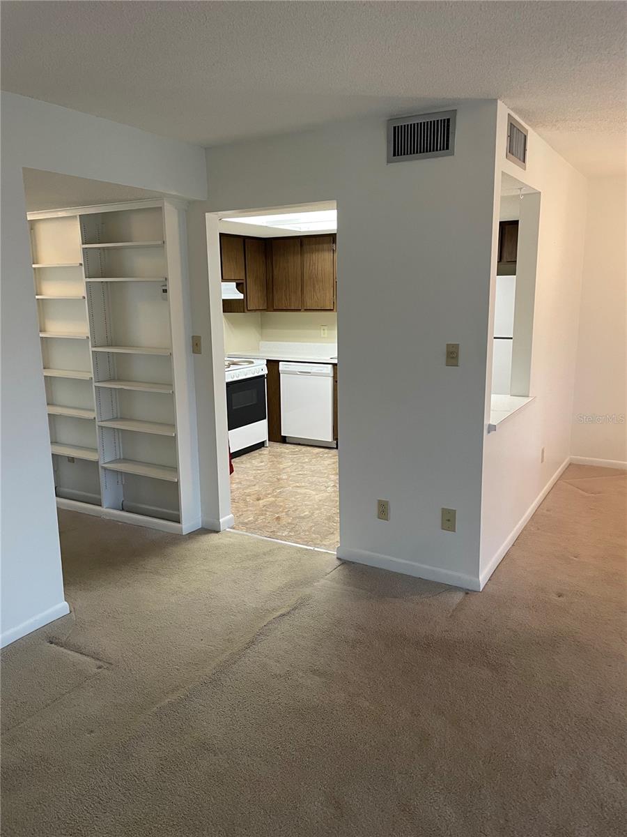 OM719401 Property Photo