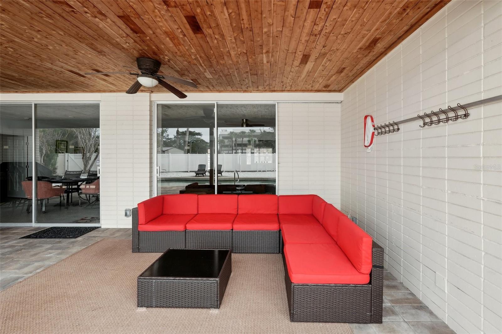 A4683582 Property Photo