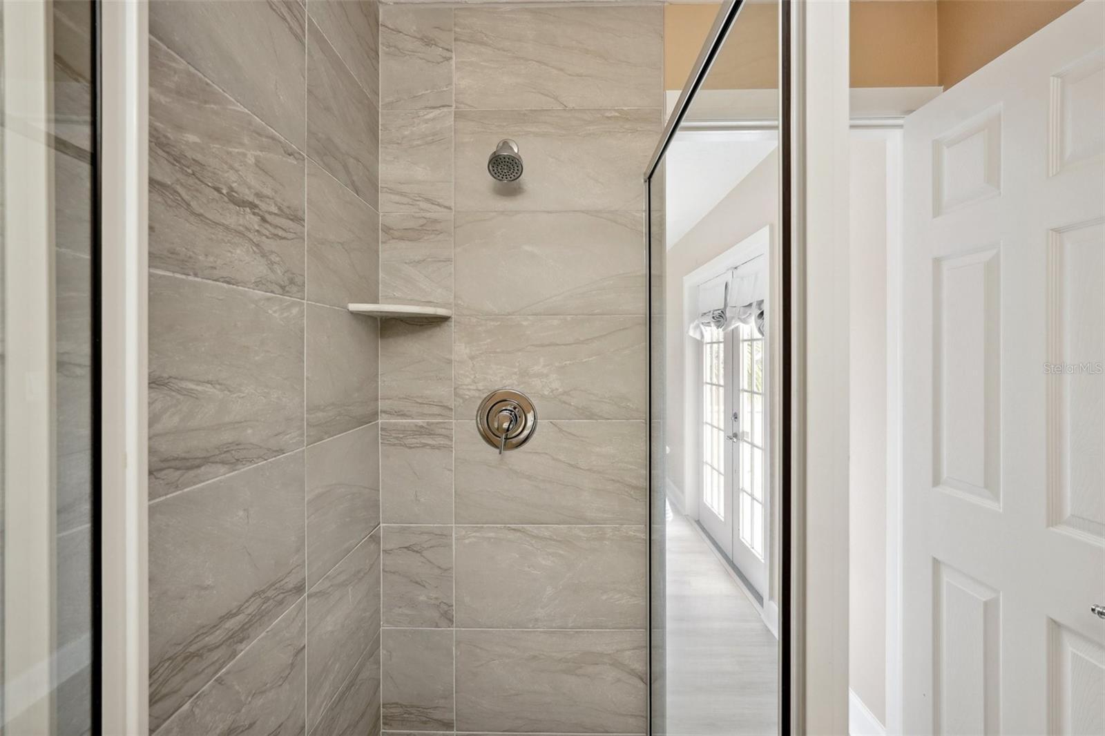 A4683582 Property Photo