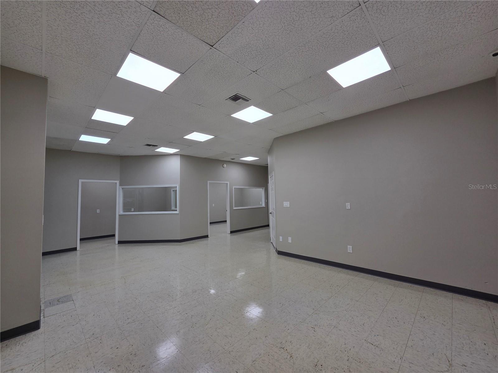 6800 EDGEWATER COMMERCE PKWY, ORLANDO, FL, 32810