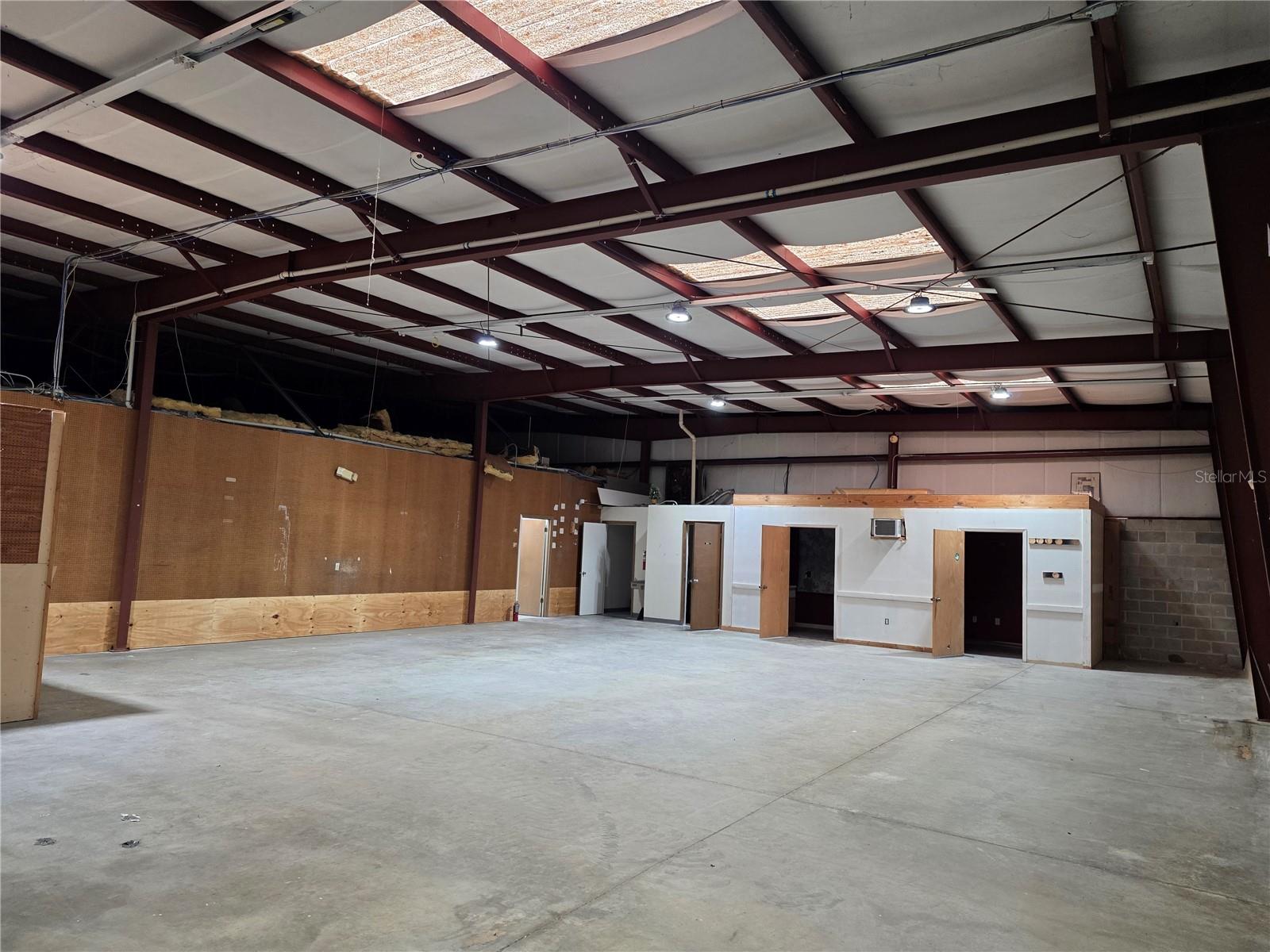 6800 EDGEWATER COMMERCE PKWY, ORLANDO, FL, 32810
