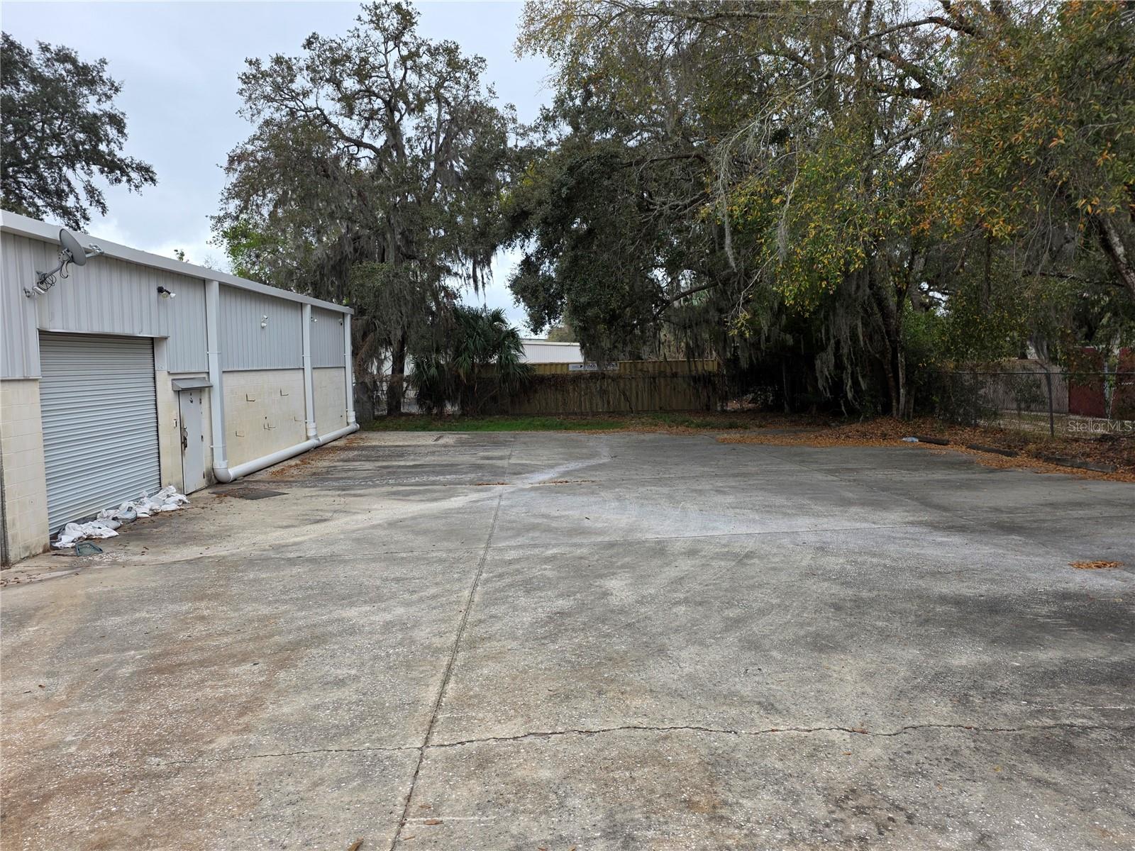6800 EDGEWATER COMMERCE PKWY, ORLANDO, FL, 32810