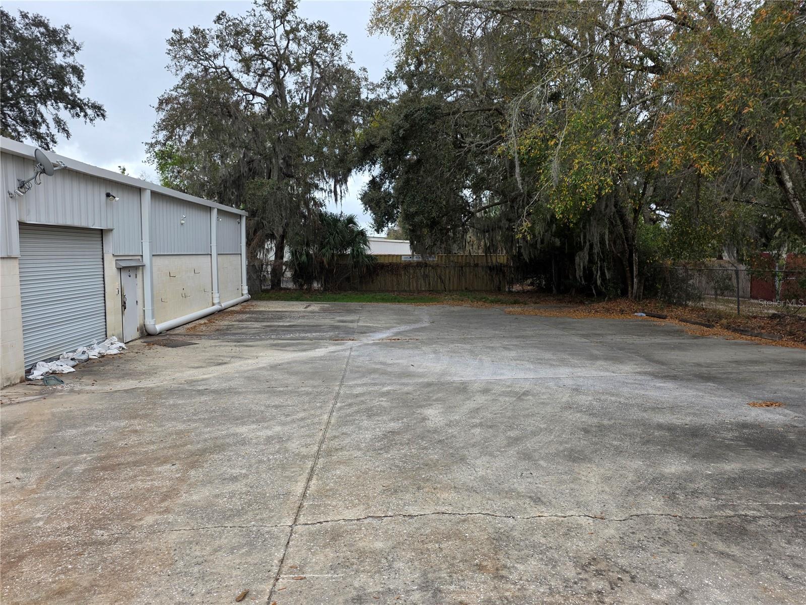 6800 EDGEWATER COMMERCE PKWY, ORLANDO, FL, 32810
