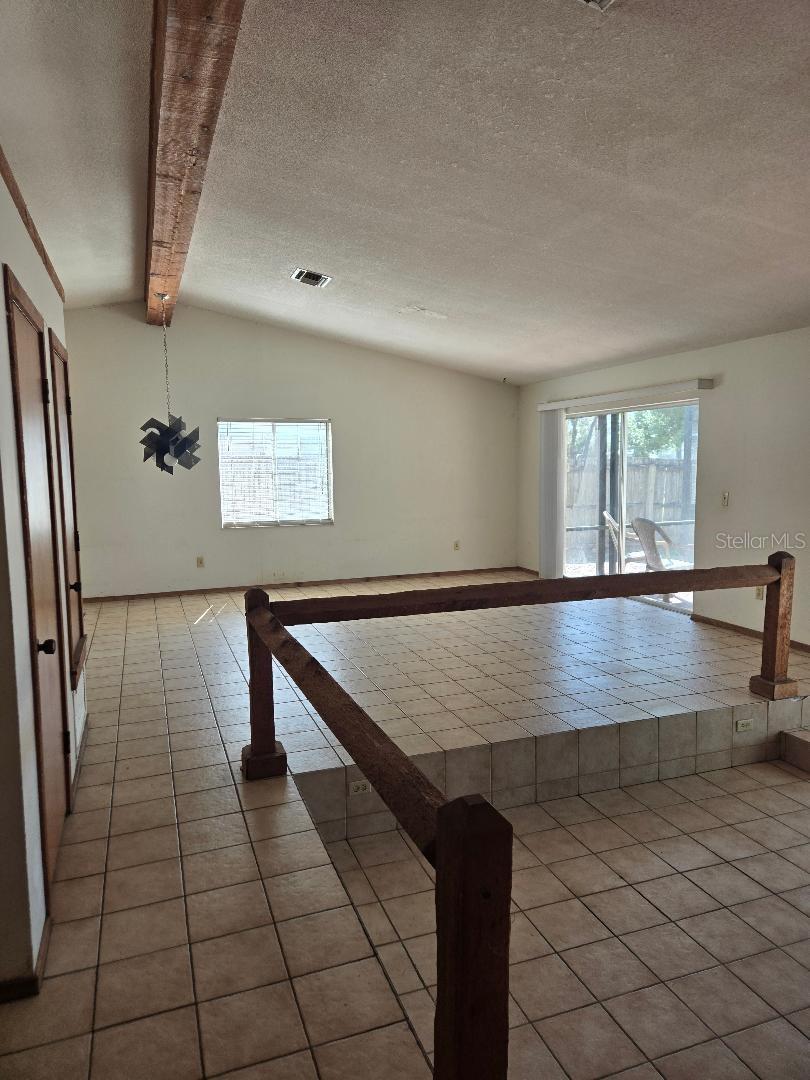 226 N GRIFFIN DR, CASSELBERRY, FL, 32707