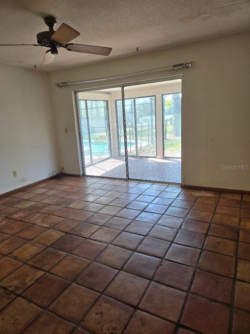 226 N GRIFFIN DR, CASSELBERRY, FL, 32707