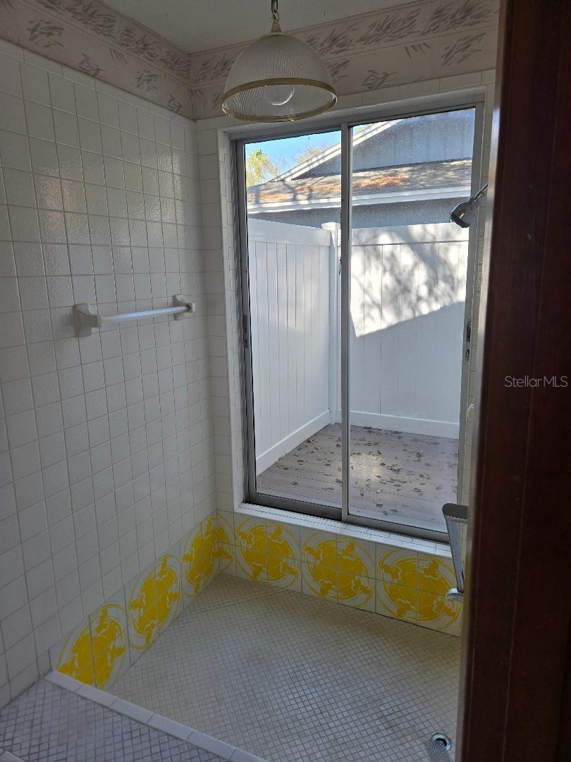 226 N GRIFFIN DR, CASSELBERRY, FL, 32707