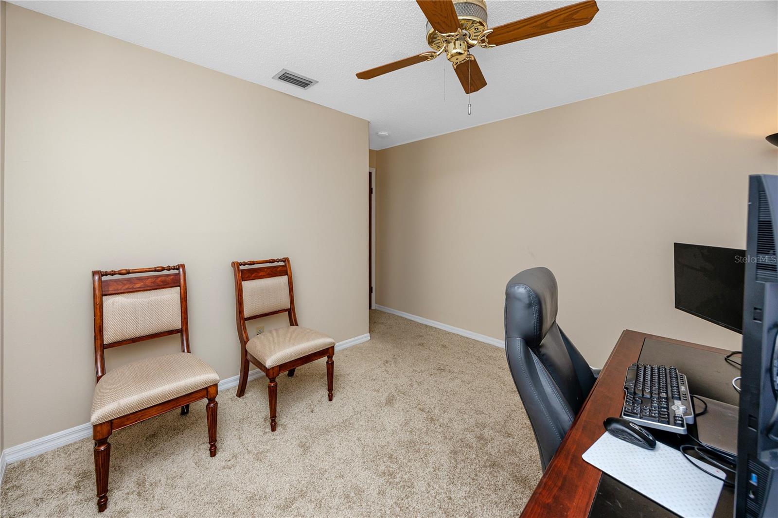 BedRoom at 14012 Cascade Ln, Tampa, FL 33618