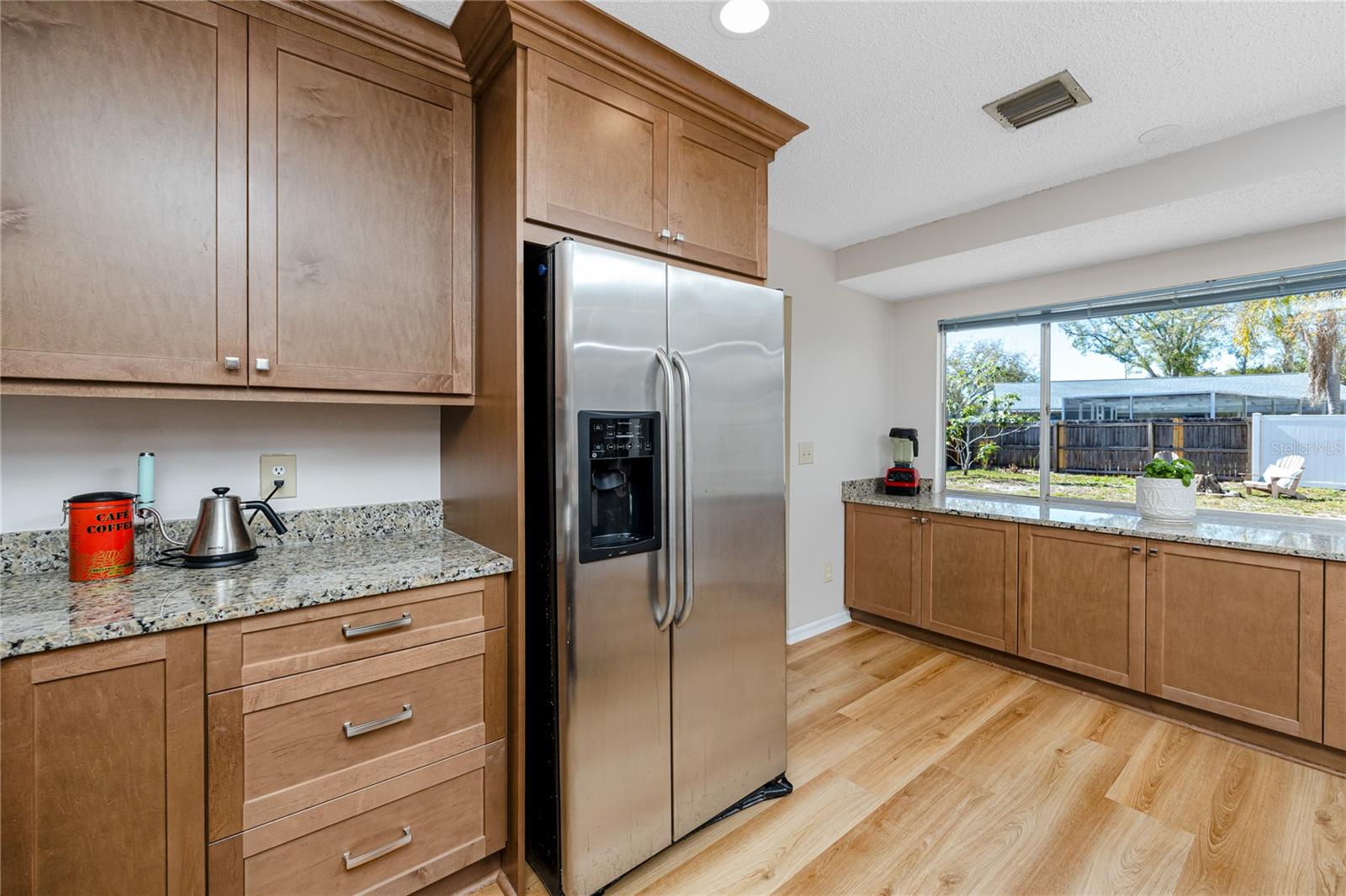 Kitchen at 14012 Cascade Ln, Tampa, FL 33618