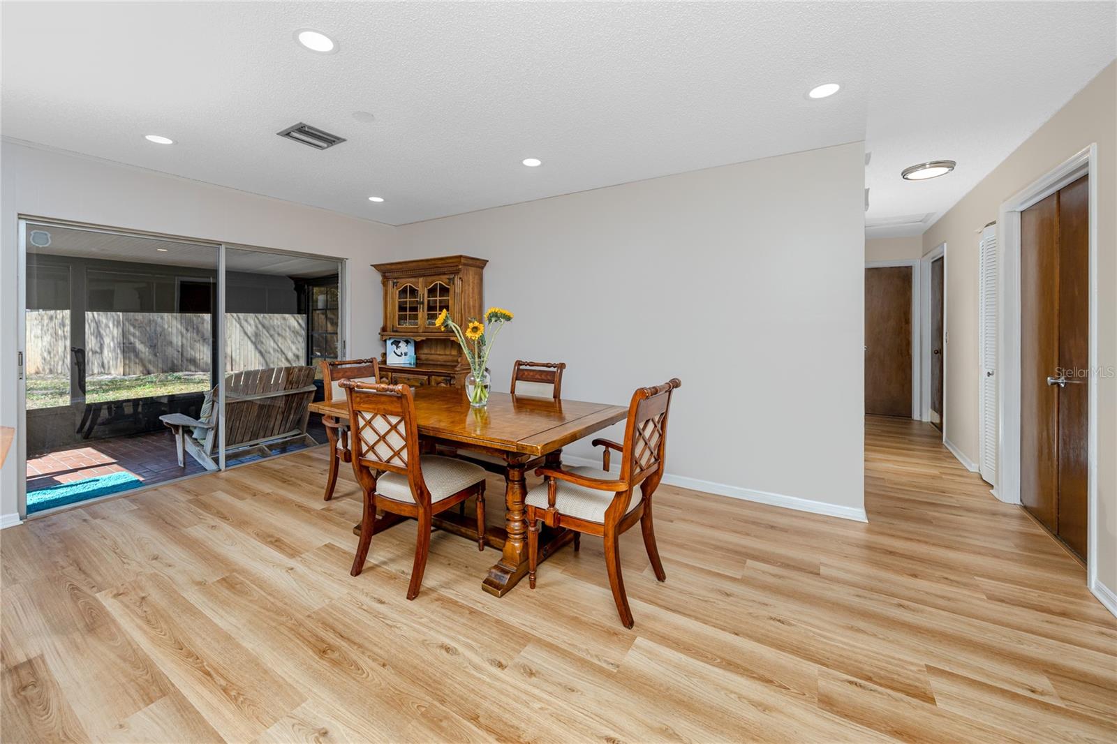 Dining Room at 14012 Cascade Ln, Tampa, FL 33618