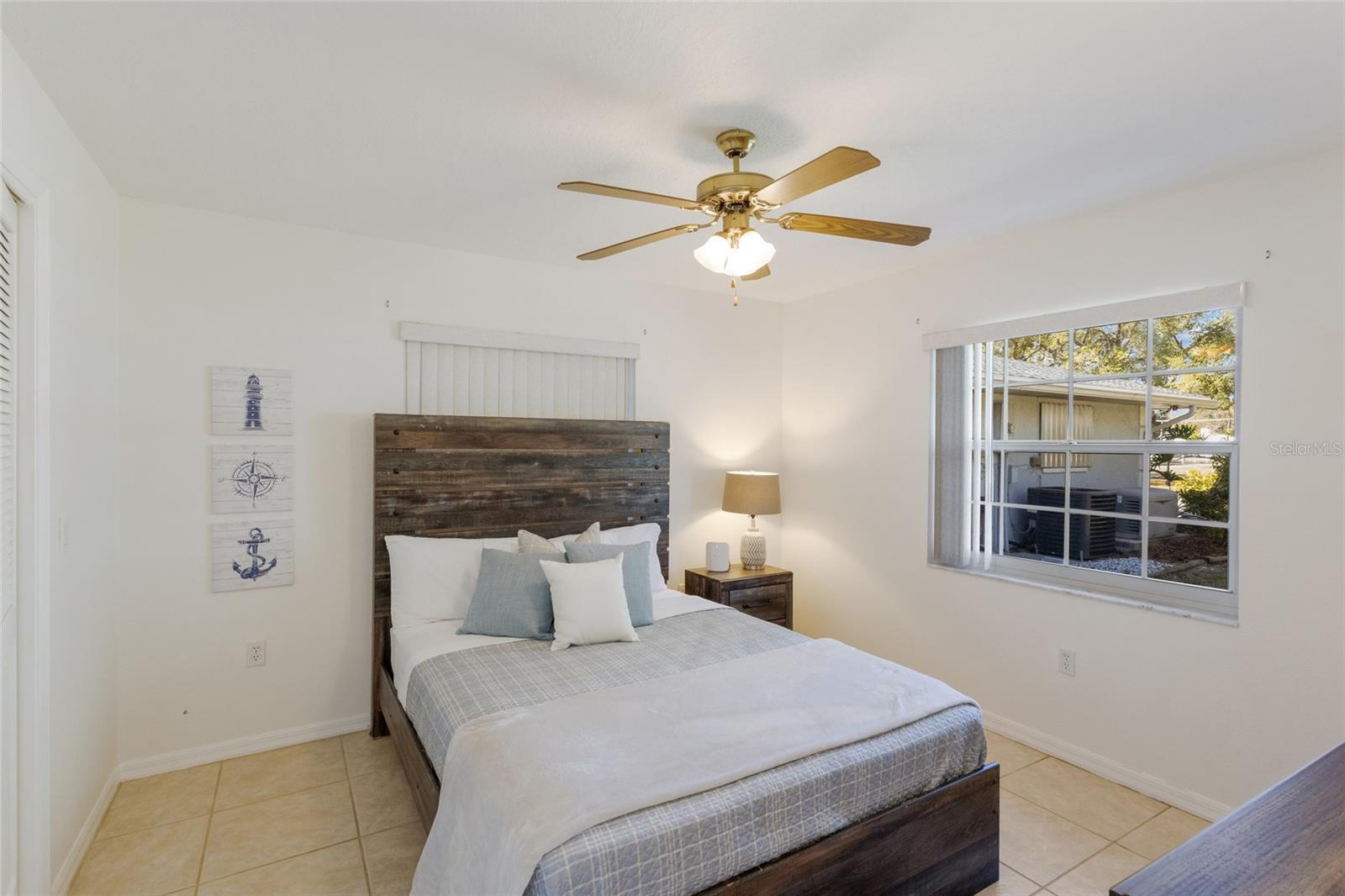 1516 FOX CREEK DR, SARASOTA, FL, 34240