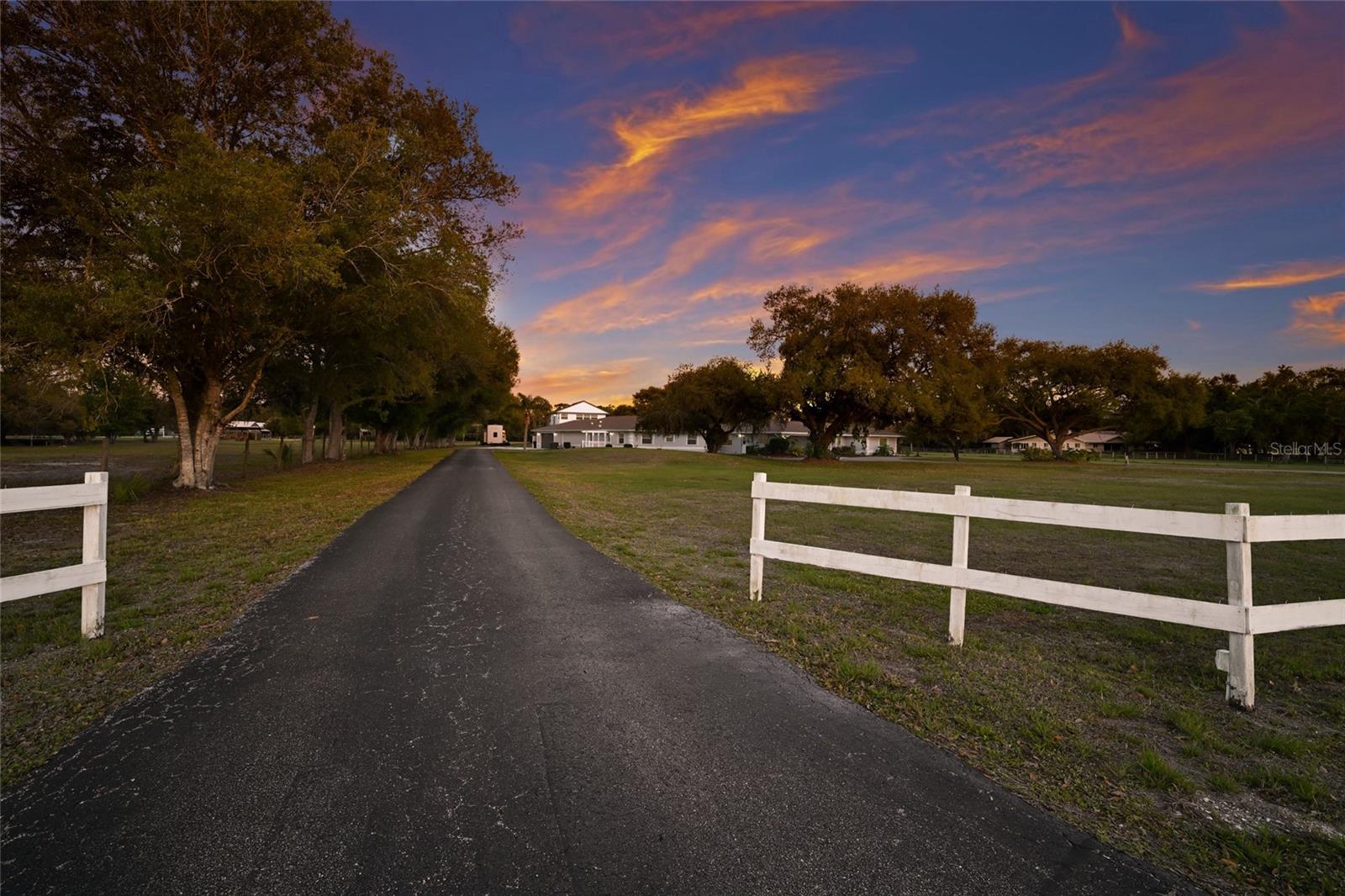 1516 FOX CREEK DR, SARASOTA, FL, 34240