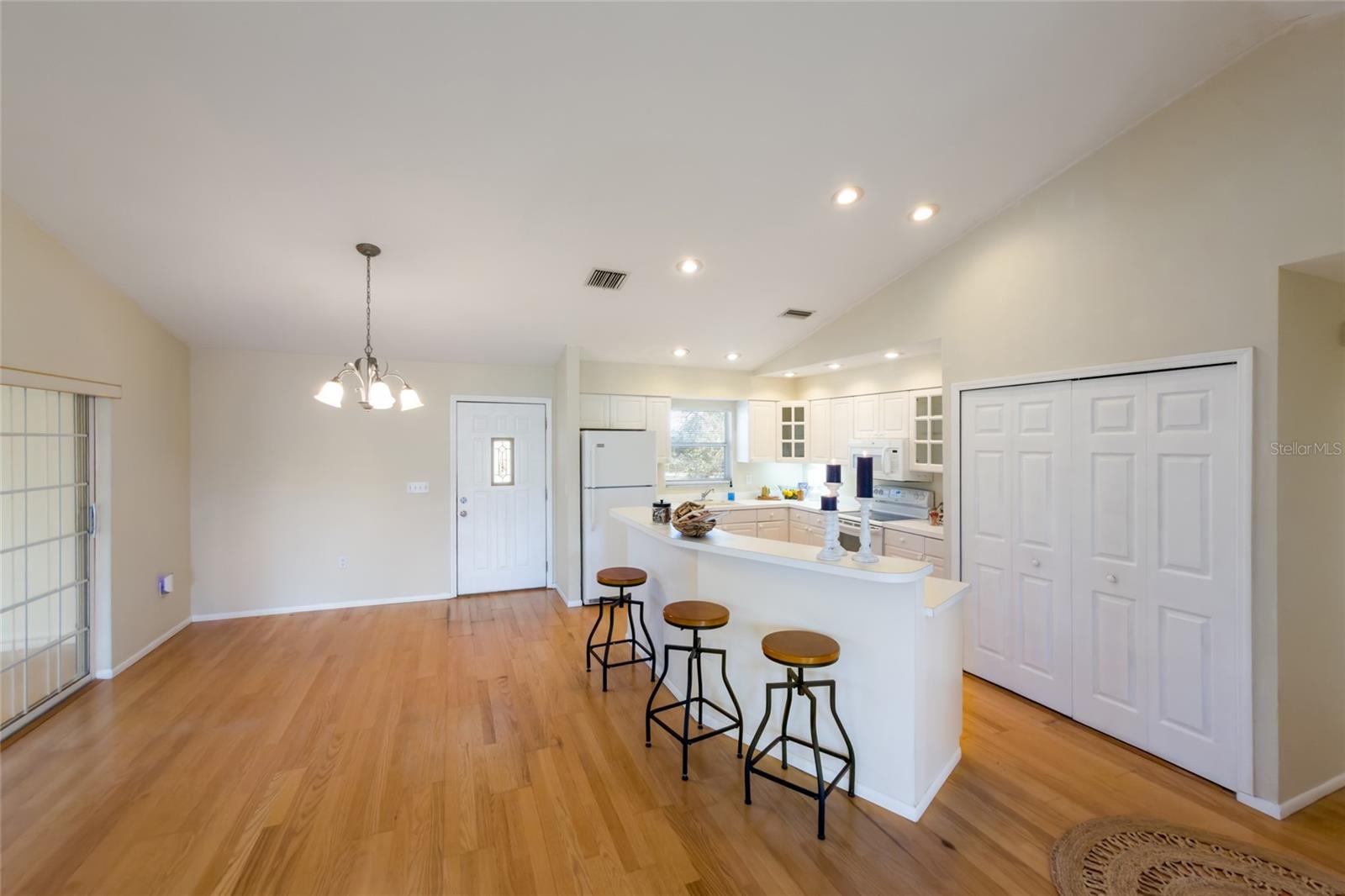 1516 FOX CREEK DR, SARASOTA, FL, 34240