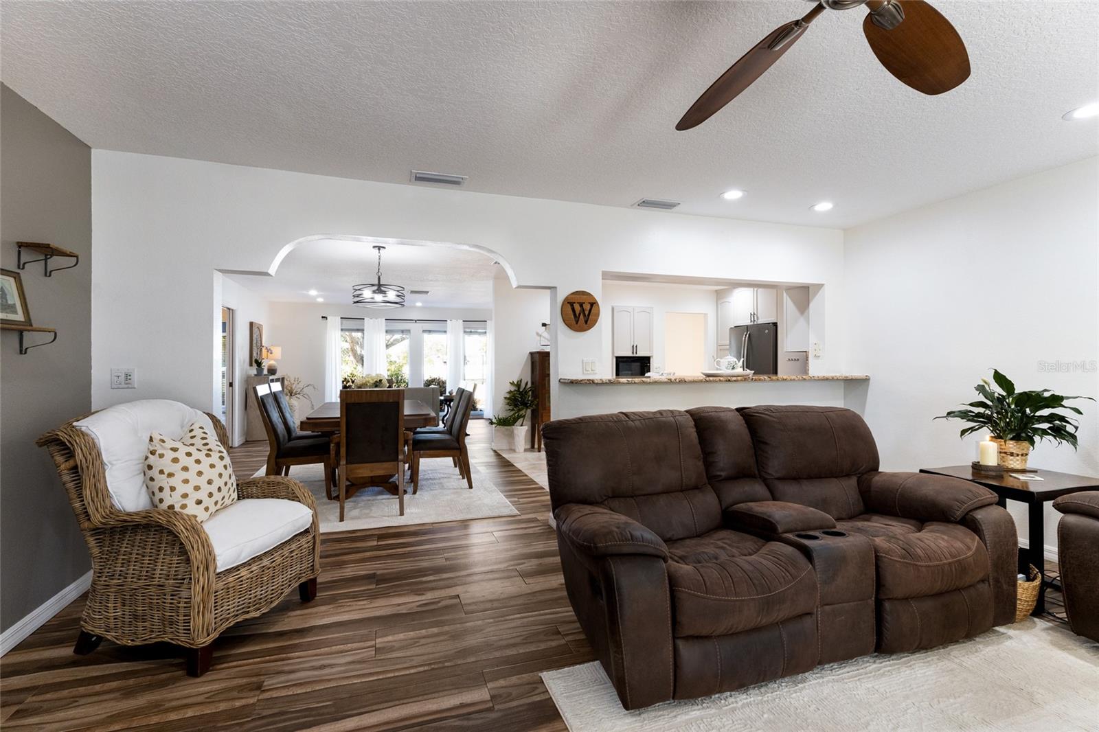 1516 FOX CREEK DR, SARASOTA, FL, 34240